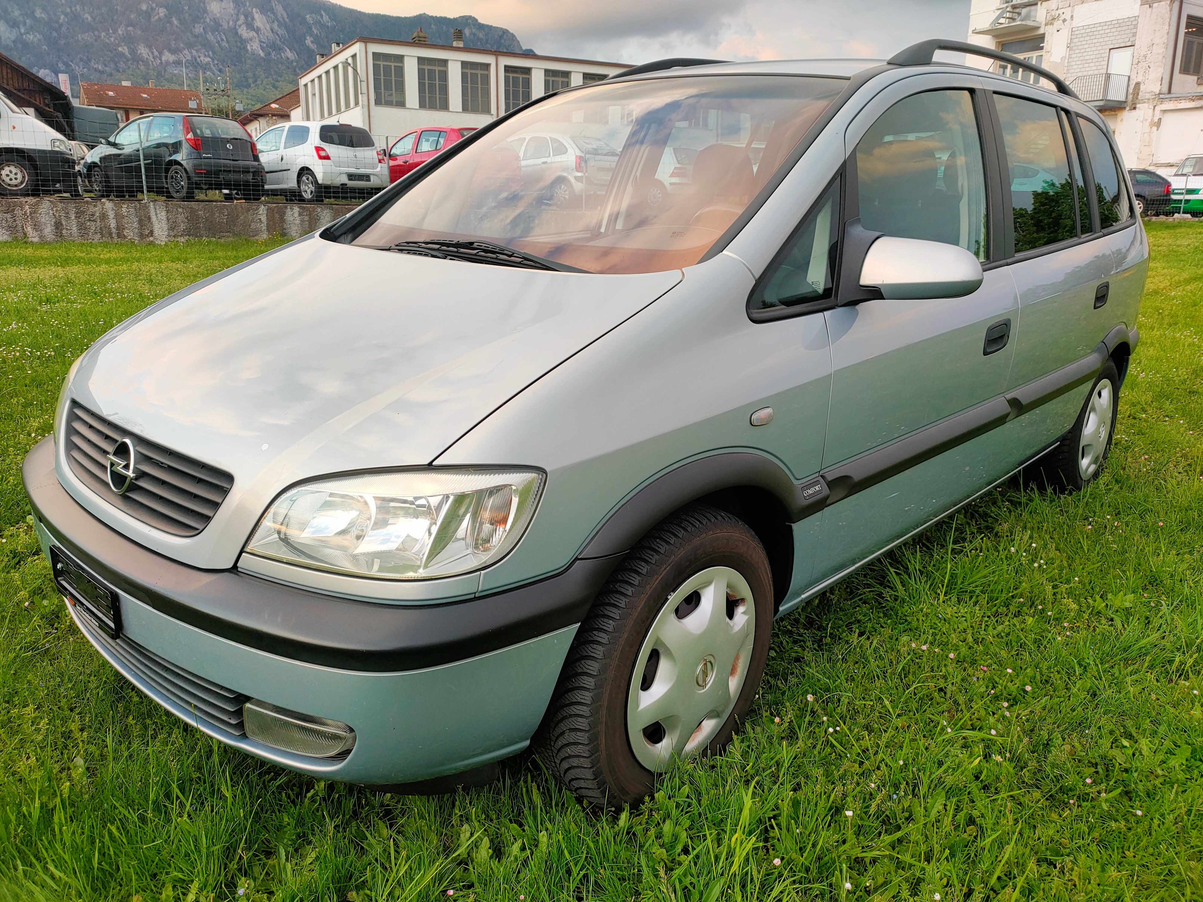 Car photo