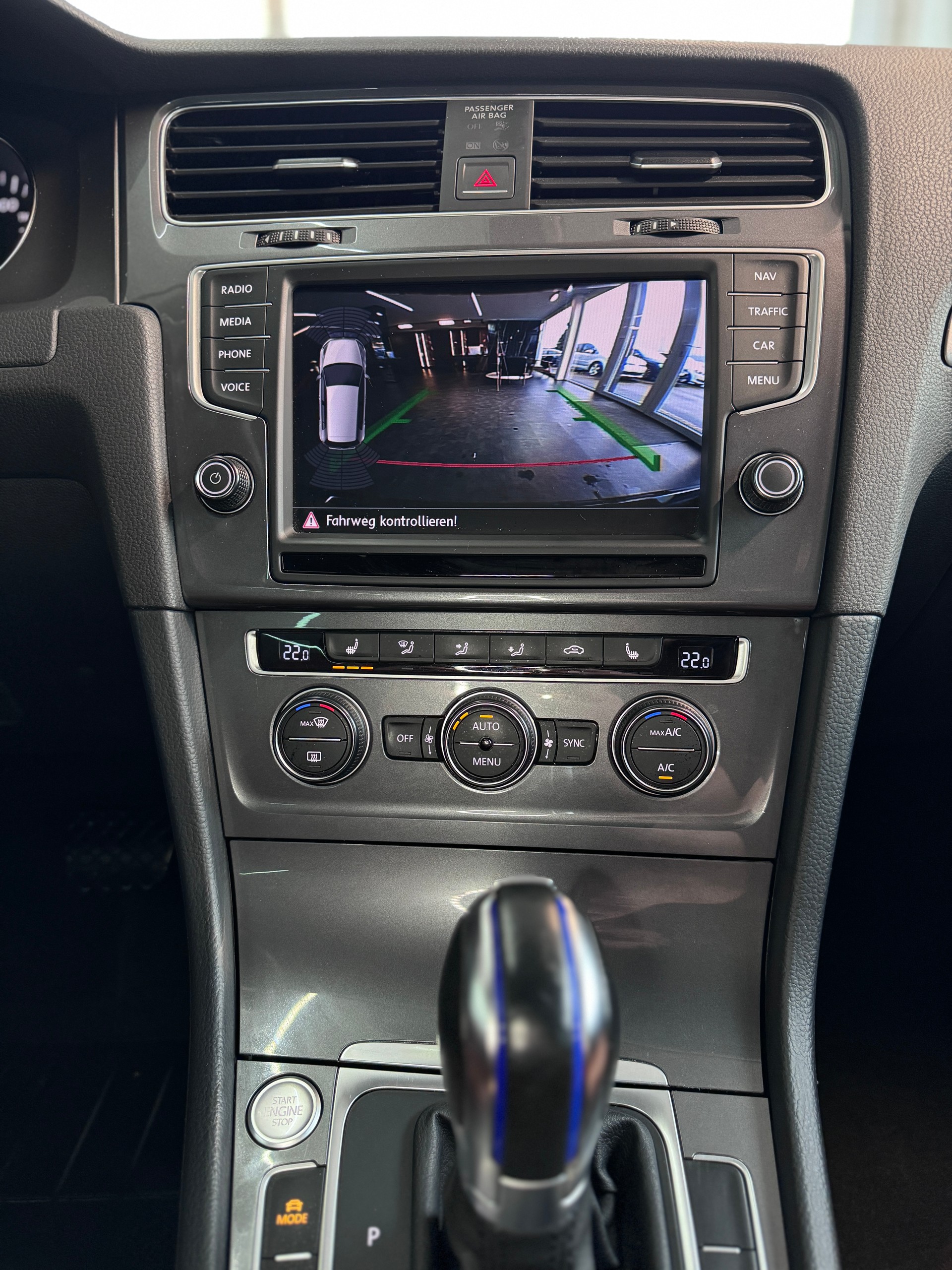 VW e-Golf-image-13