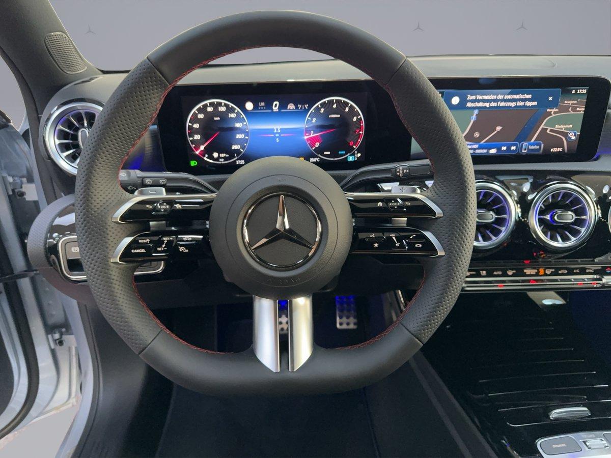 MERCEDES-BENZ A 180 AMG Line-image-9