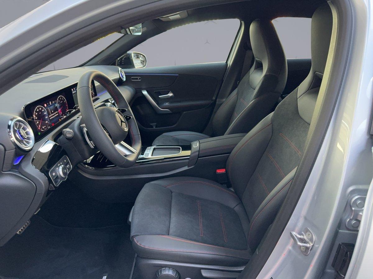 MERCEDES-BENZ A 180 AMG Line-image-8