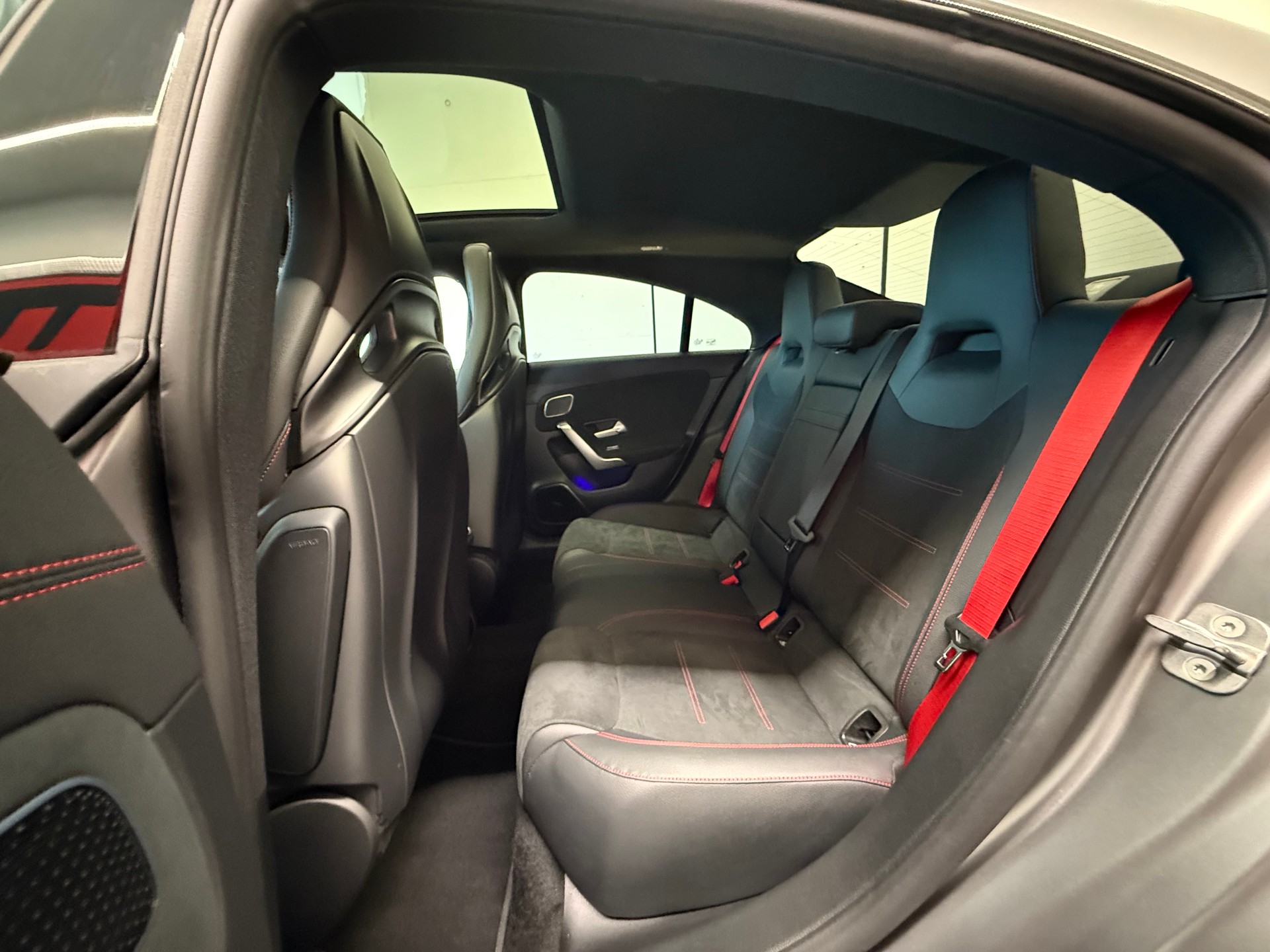 MERCEDES-BENZ CLA 45 S AMG 4Matic+ 8G-DCT-image-26