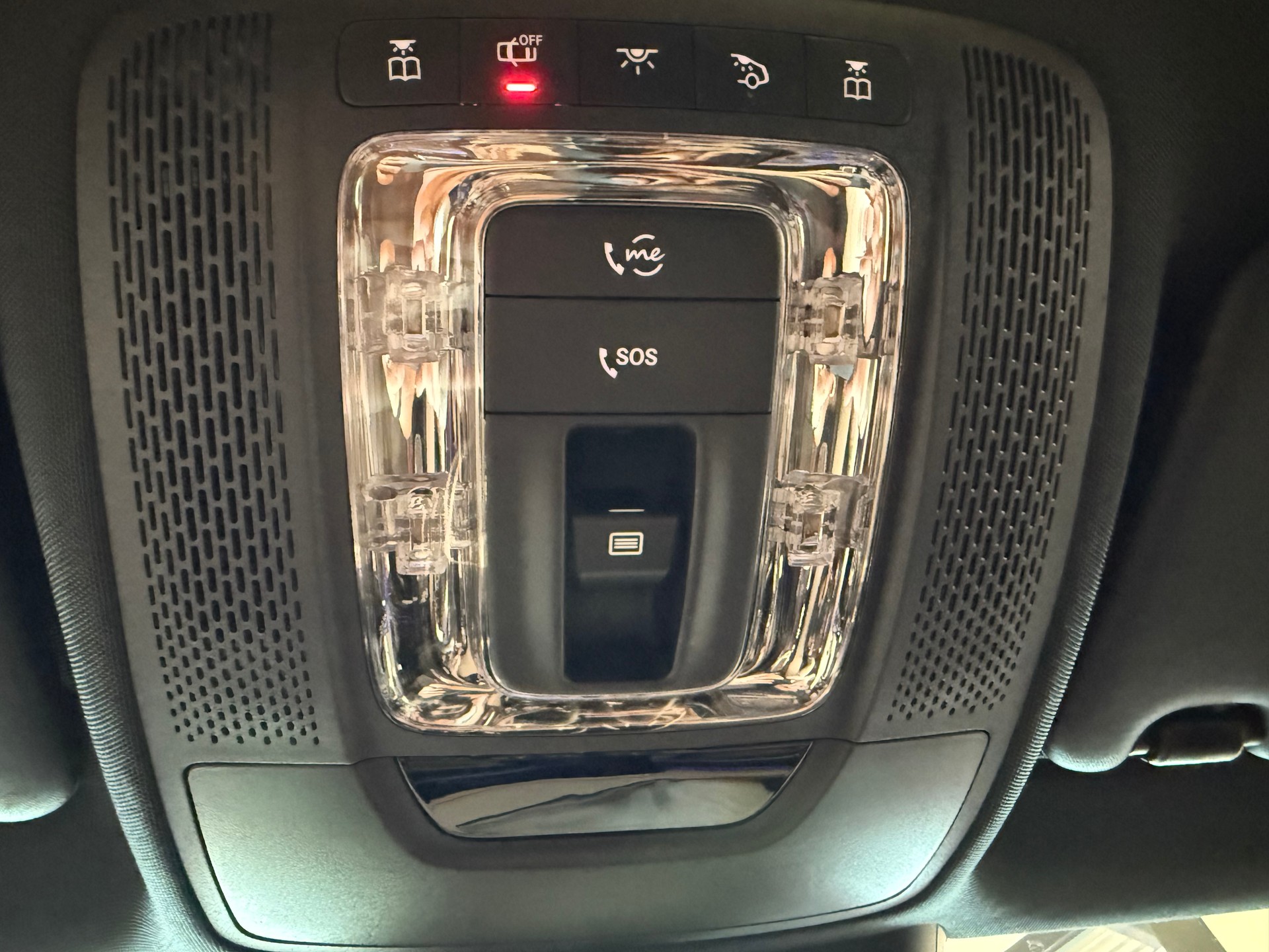 MERCEDES-BENZ CLA 45 S AMG 4Matic+ 8G-DCT-image-24