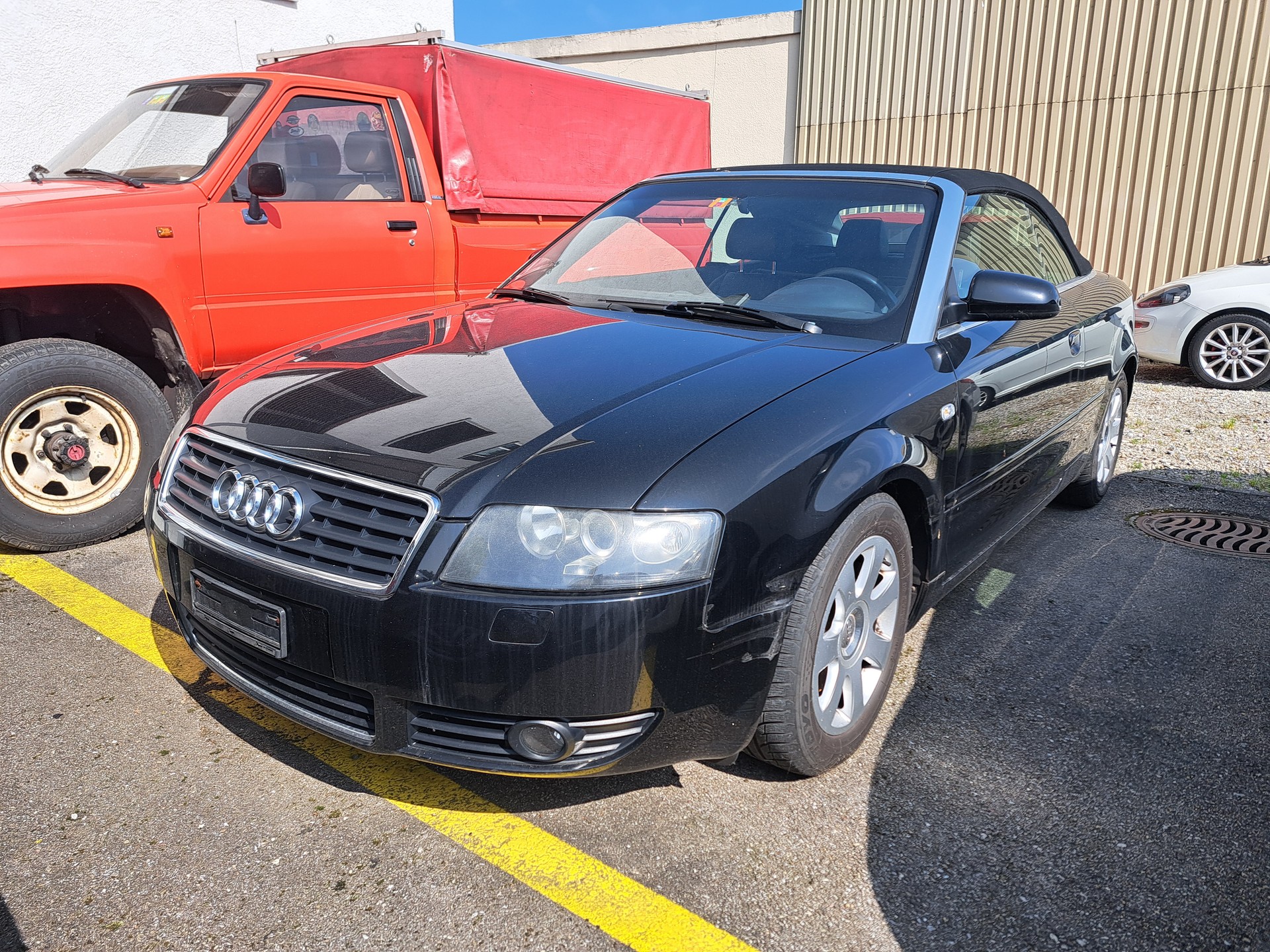 AUDI A4 Cabriolet 1.8 Turbo-image-0