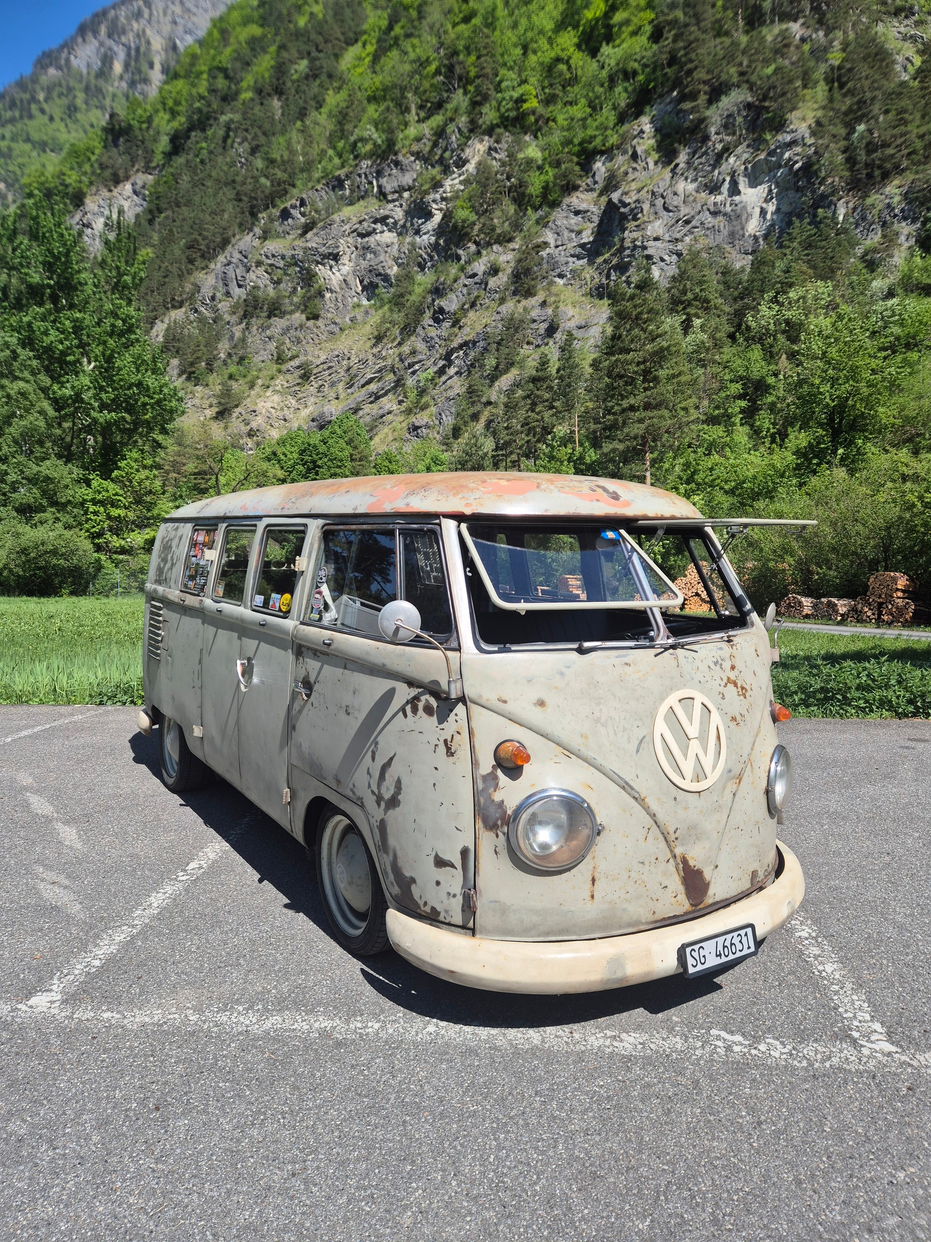 VW T1-image-0