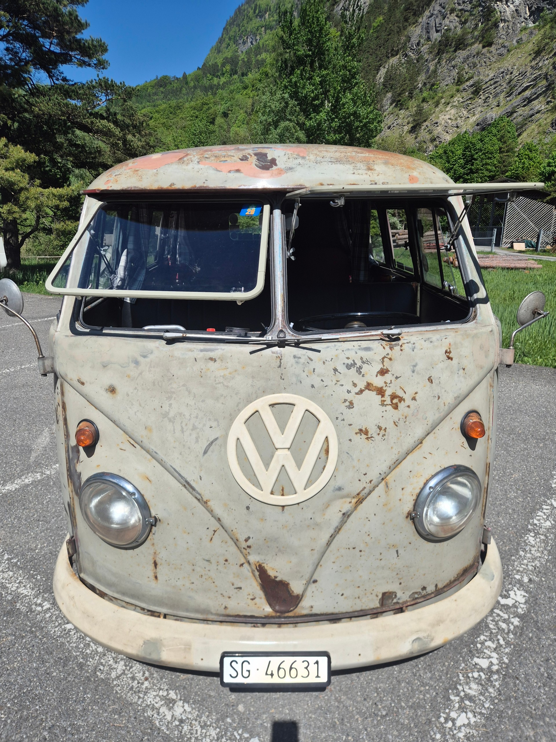 VW T1-image-11