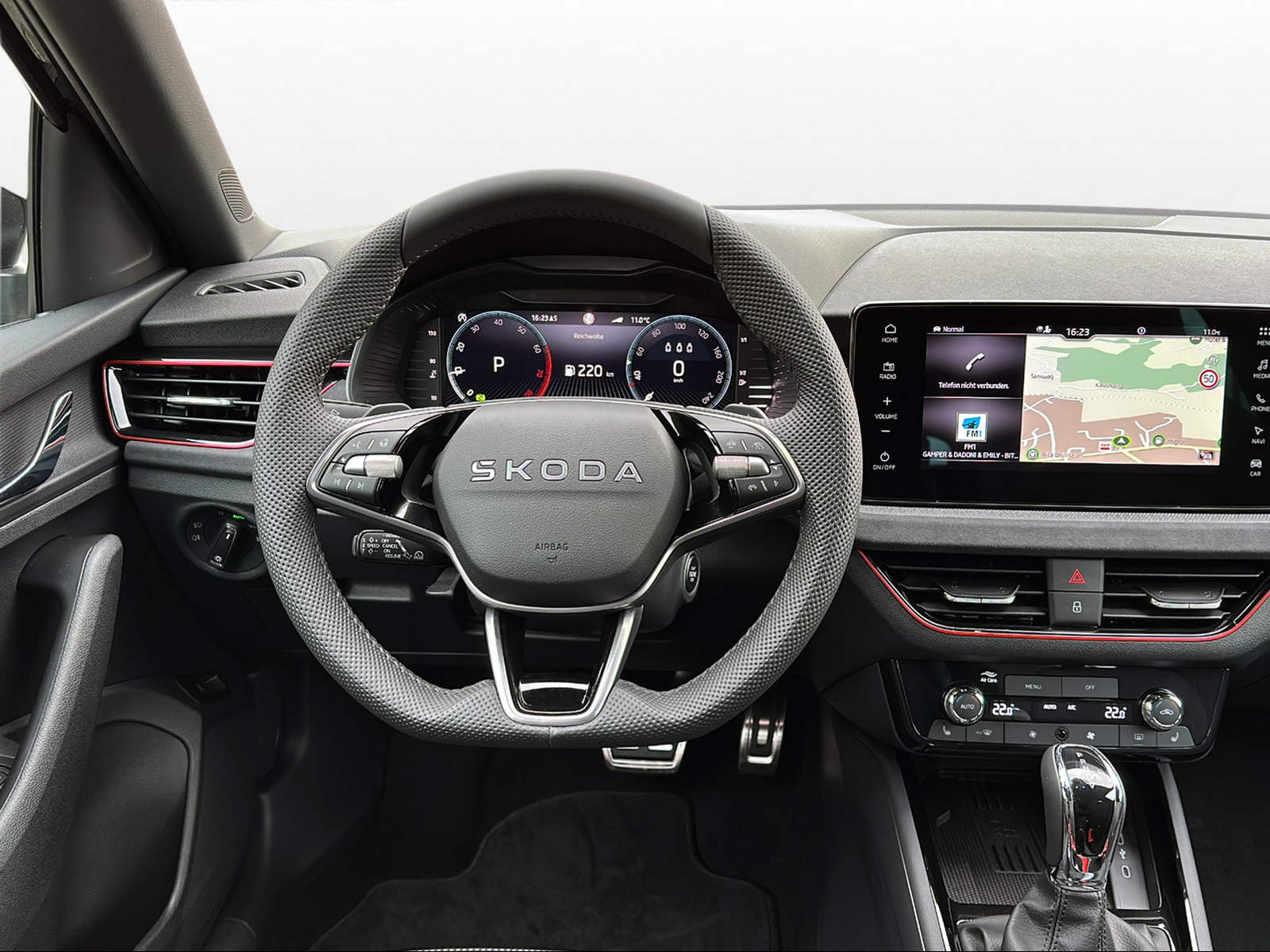 SKODA Scala 1.0 TSI Dynamic DSG-image-3