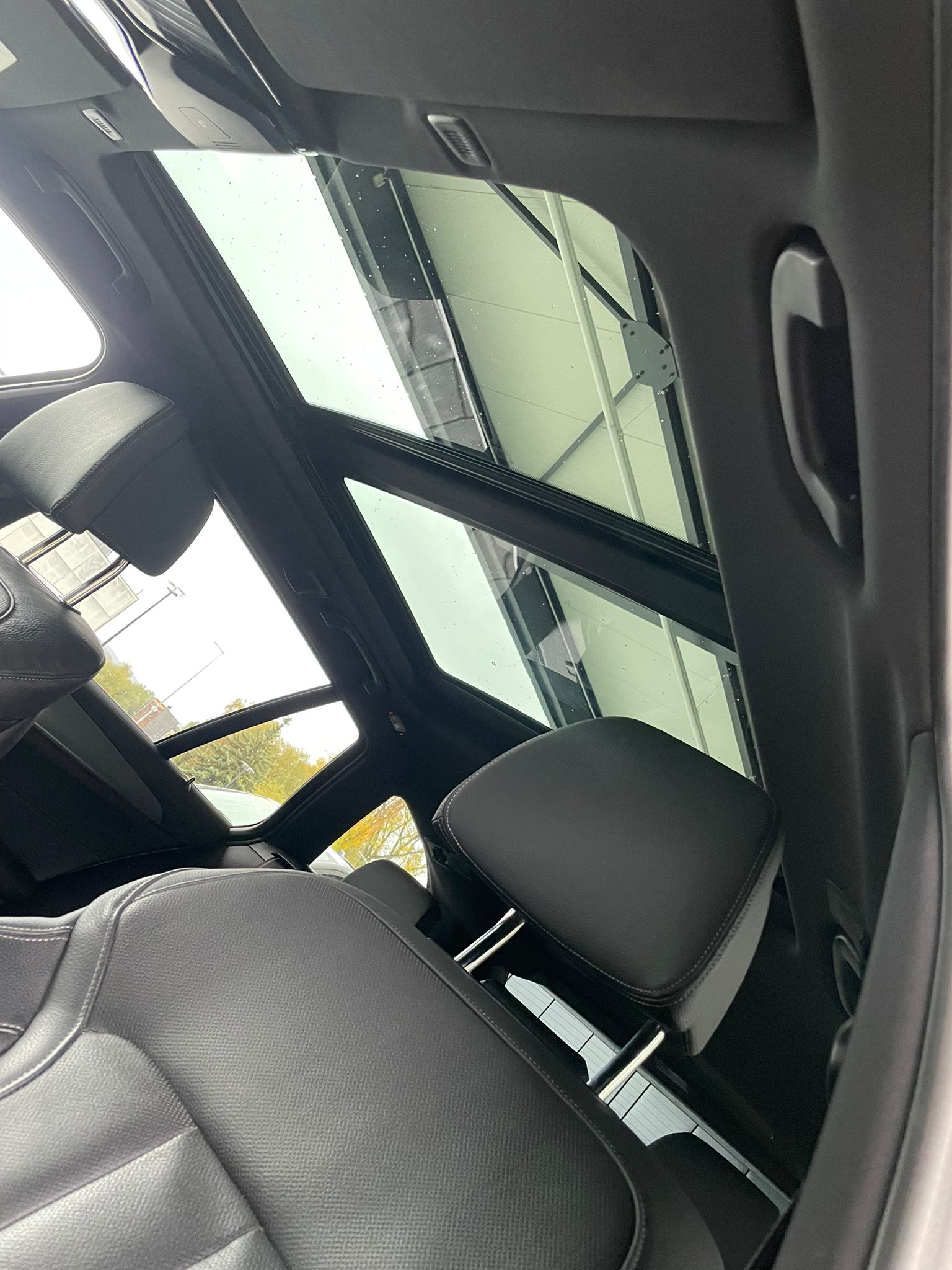 BMW 530d xDrive SAG Touring-image-11