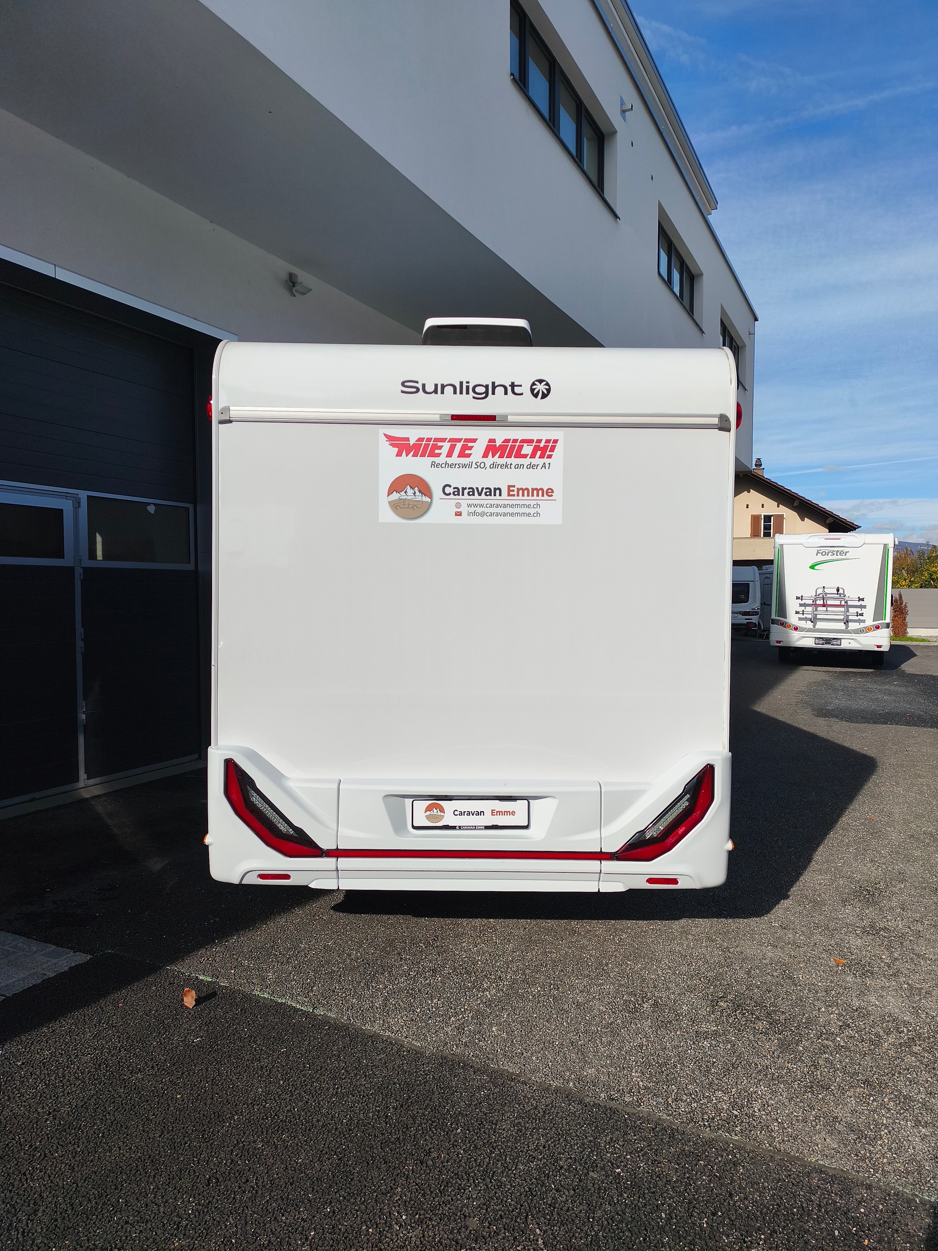 SUNLIGHT T 67 S mit Einzelbett & Hubbett!-image-3