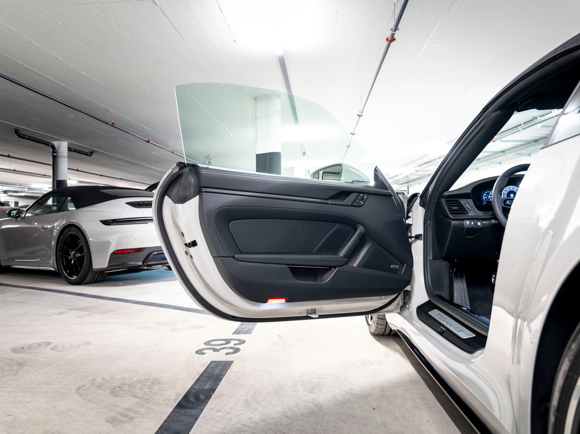 PORSCHE 911 4S 480CV Phase 2-image-24