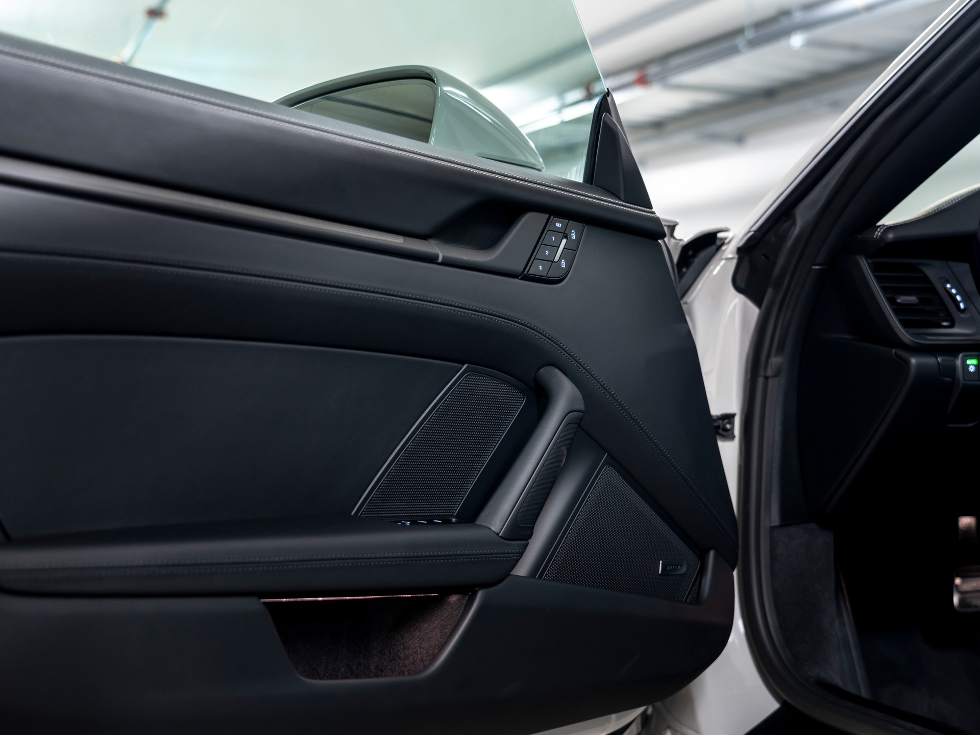 PORSCHE 911 4S 480CV Phase 2-image-25