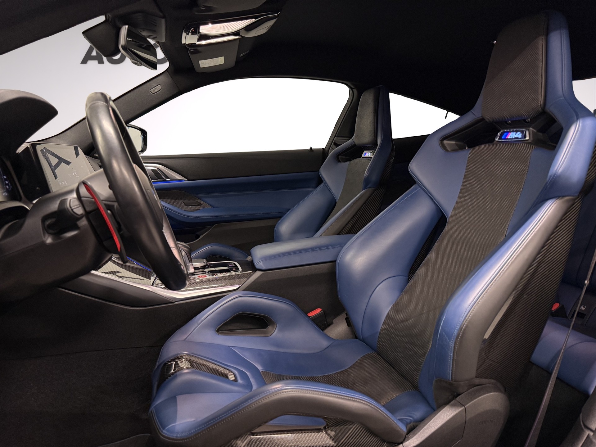 BMW M4 Coupé Competition M xDrive-image-8