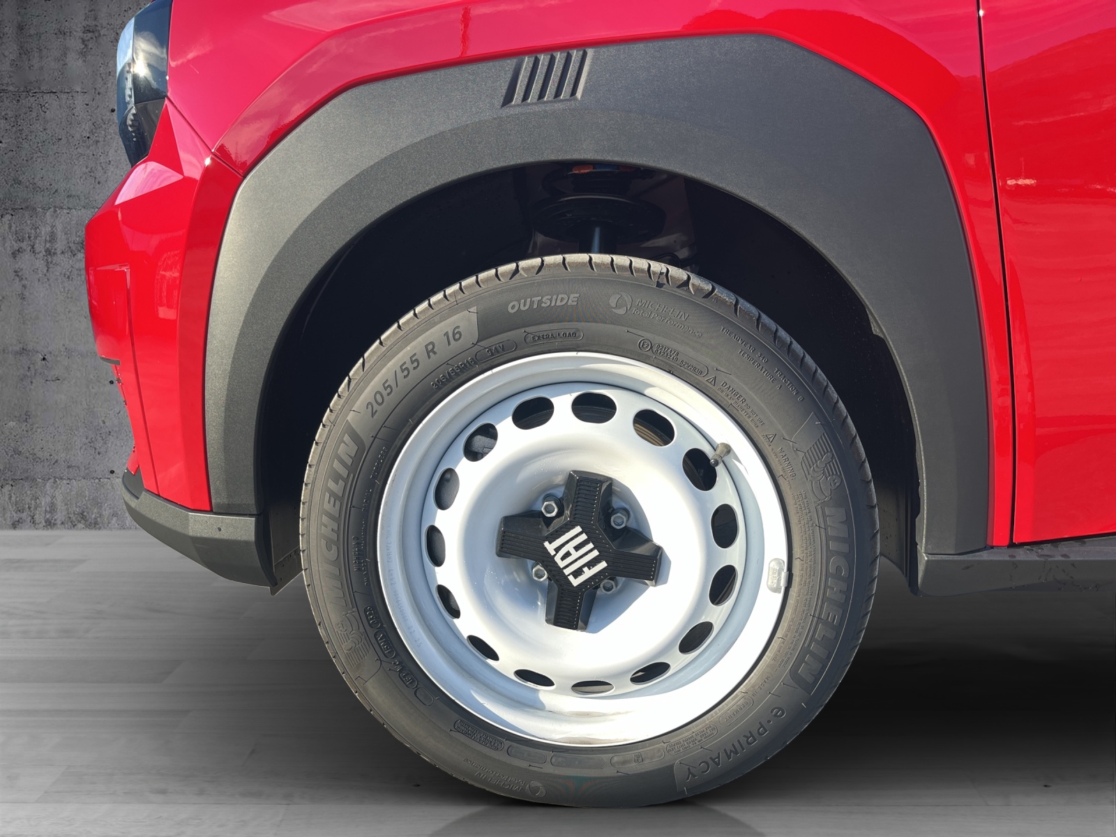 FIAT Grande Panda Red-image-15