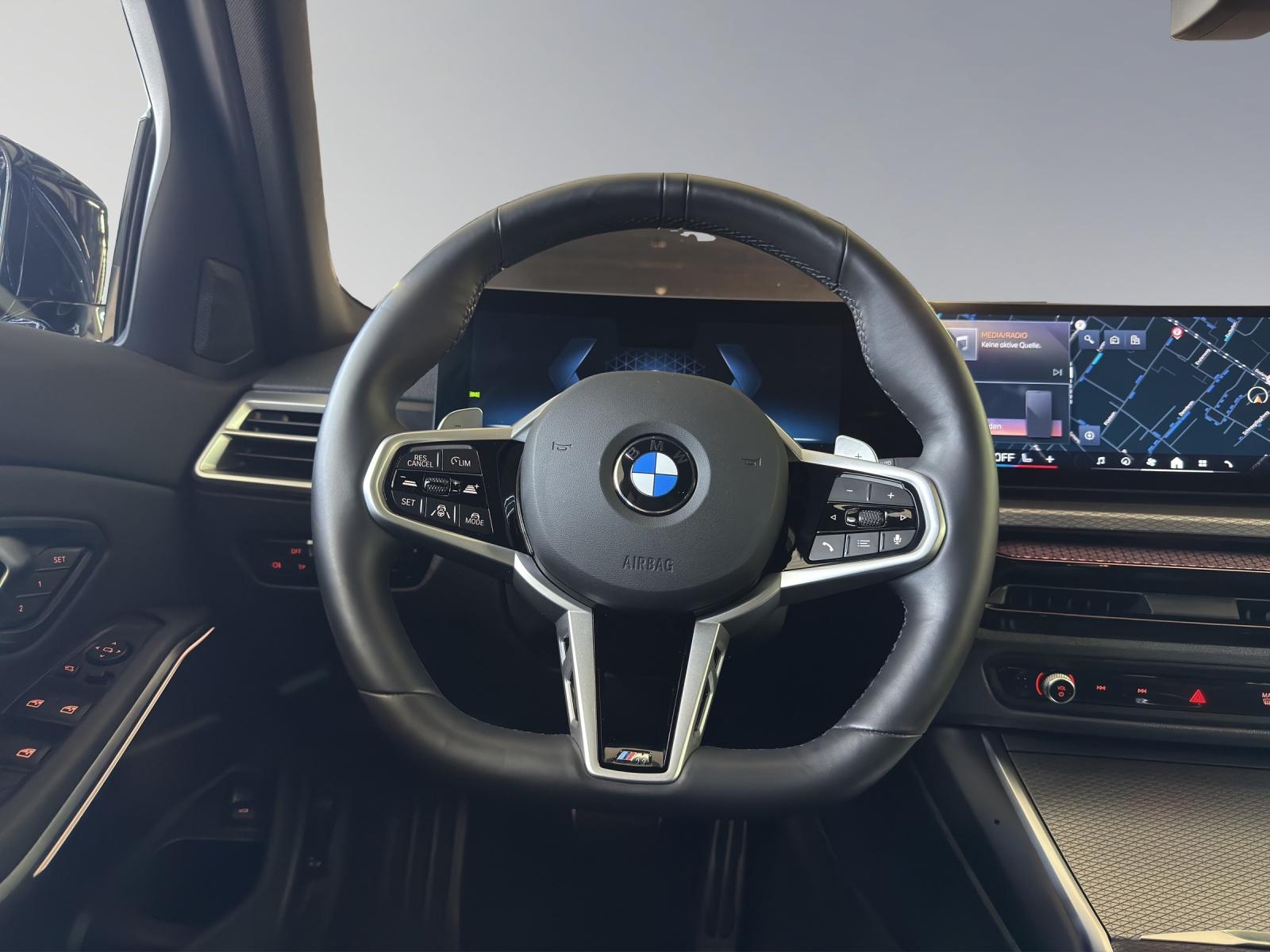 BMW 330d xDrive M-SportPaket-image-9
