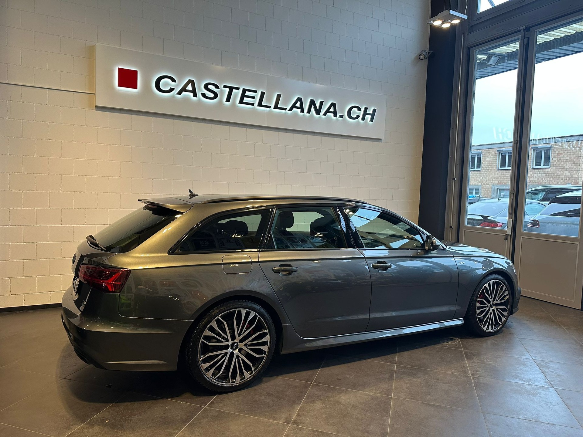 AUDI A6 Avant 3.0 BiTDI V6 qu. competition tiptronic-image-2