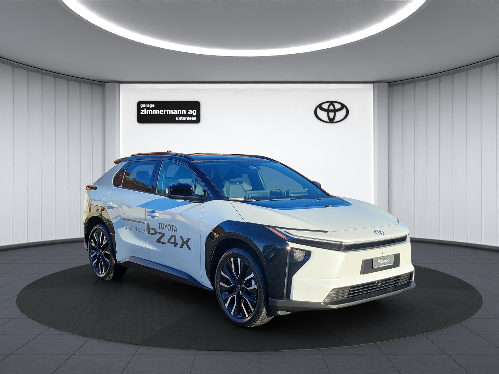 TOYOTA bZ4X Premium AWD-showroom-element-2