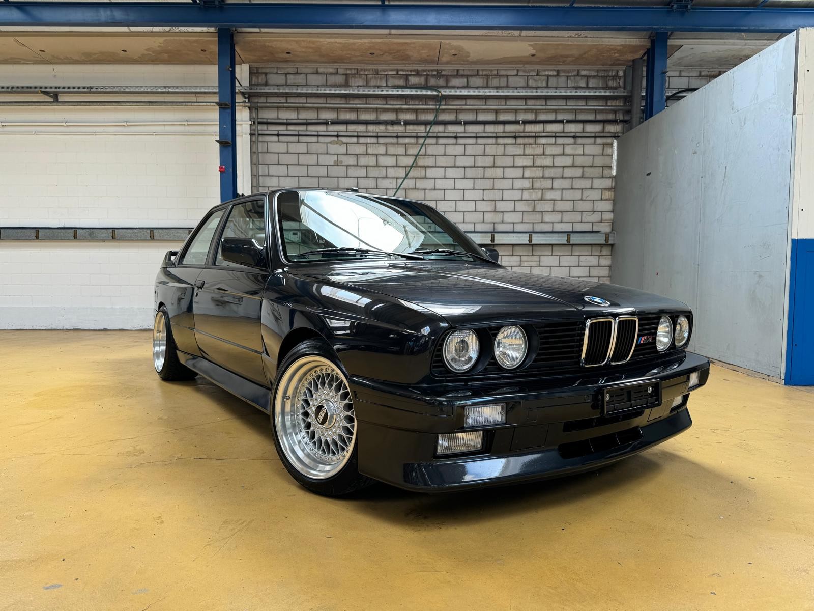 BMW M3-image-0