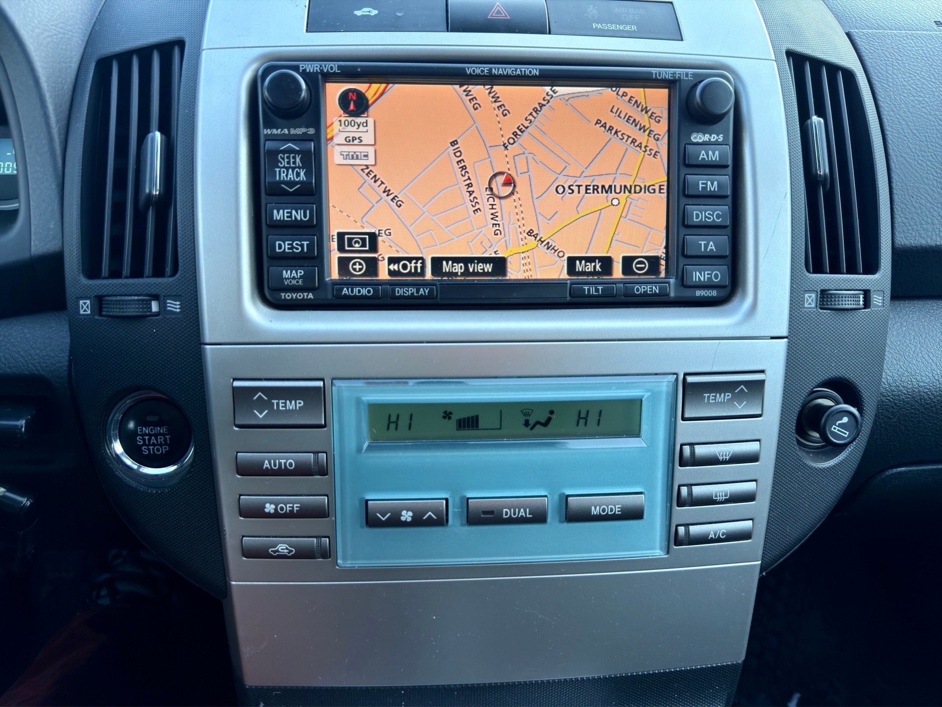 TOYOTA Corolla Verso 1.8 Linea Sol 7 Plätze, Navigation, 360’ kamera-image-9