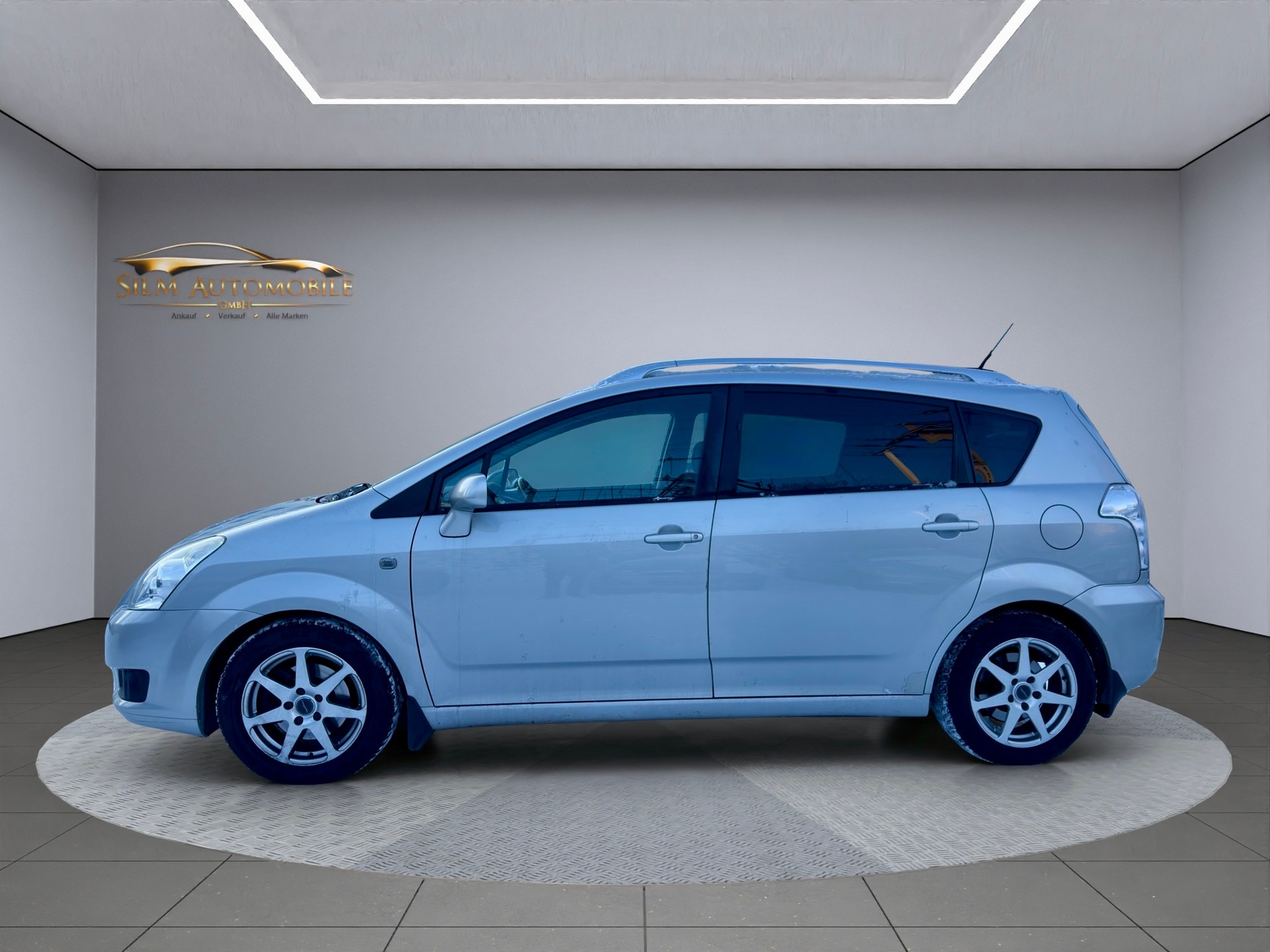 TOYOTA Corolla Verso 1.8 Linea Sol 7 Plätze, Navigation, 360’ kamera-image-3