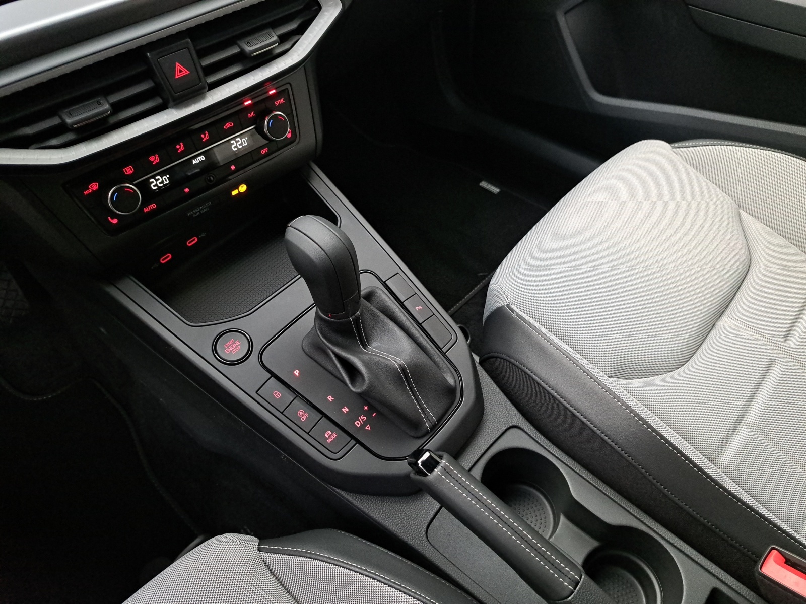 SEAT Ibiza 1.0 EcoTSI Move FR DSG-image-11