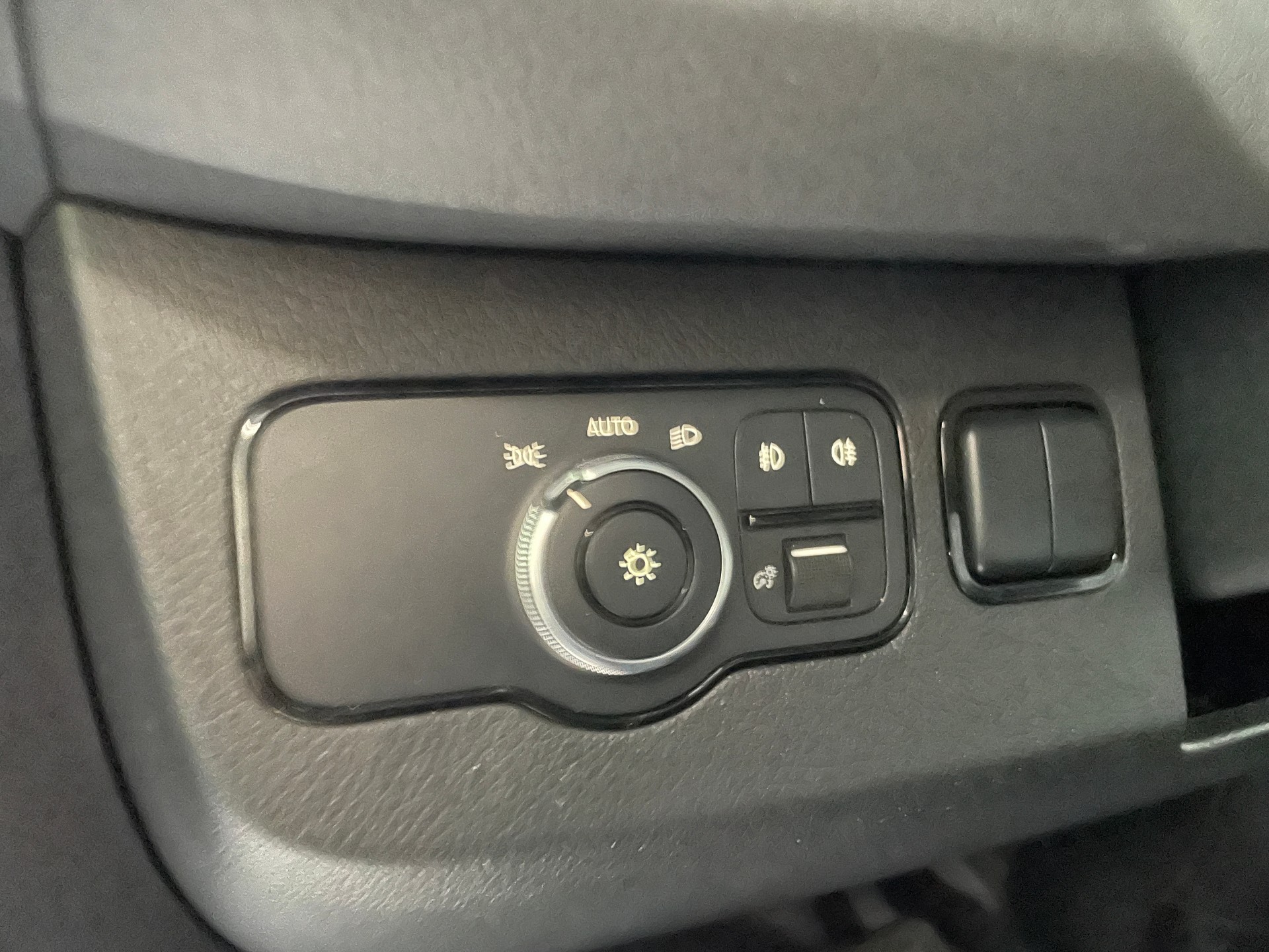 MERCEDES-BENZ Sprinter 519 CDI Lang A 4x4-image-12