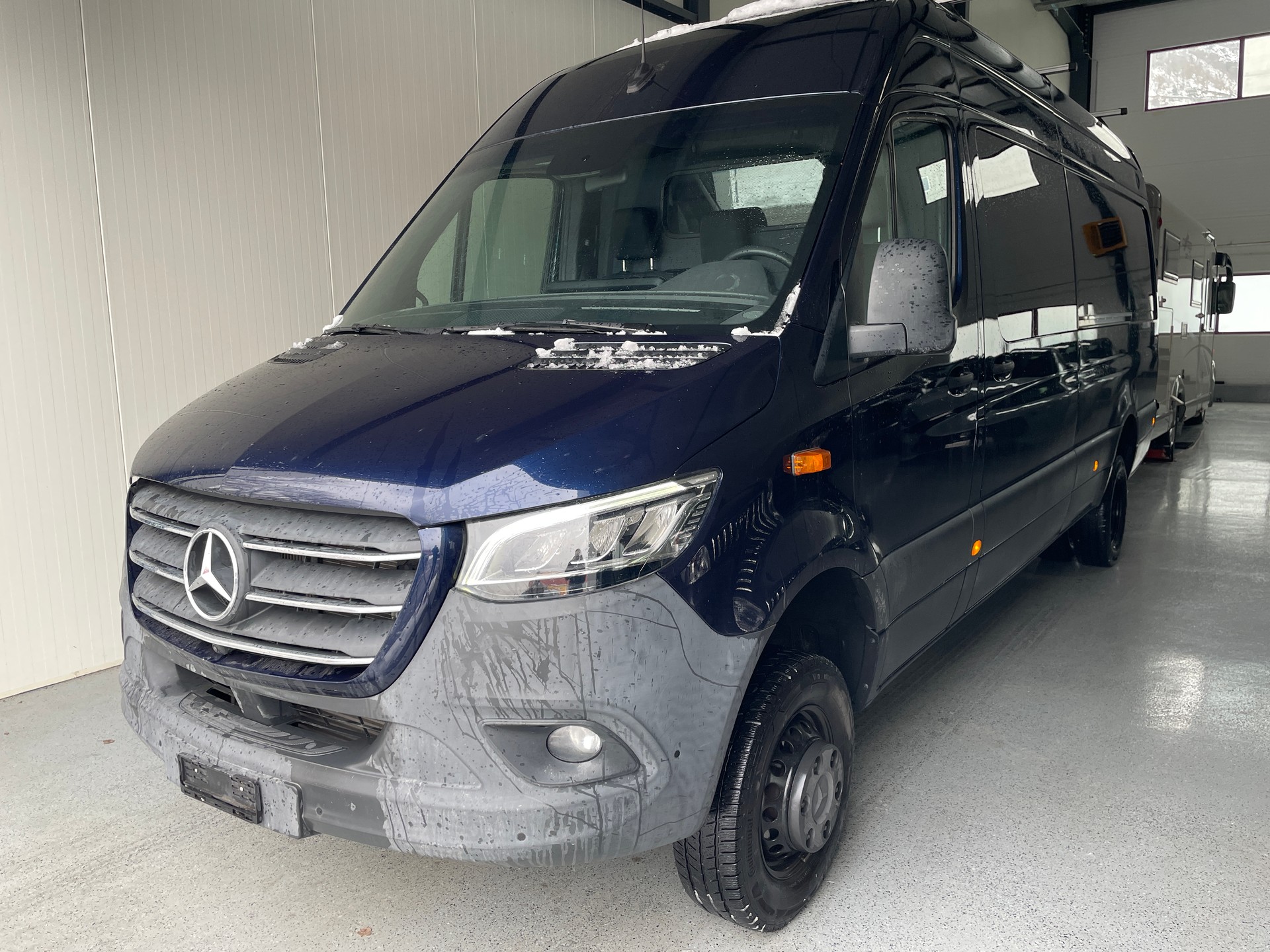 MERCEDES-BENZ Sprinter 519 CDI Lang A 4x4-image-0