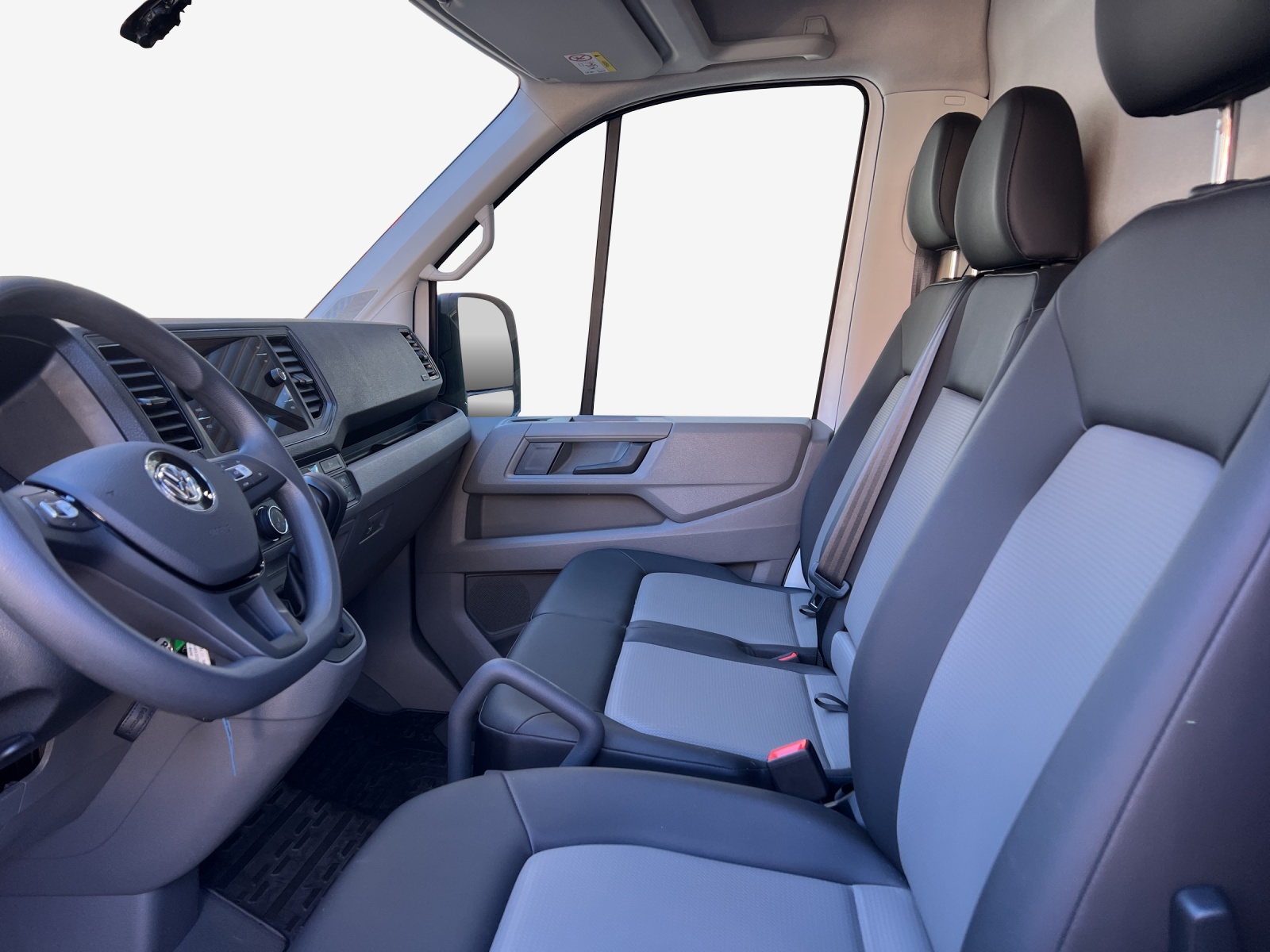 VW Crafter 35 2.0 TDI L4 A-image-7