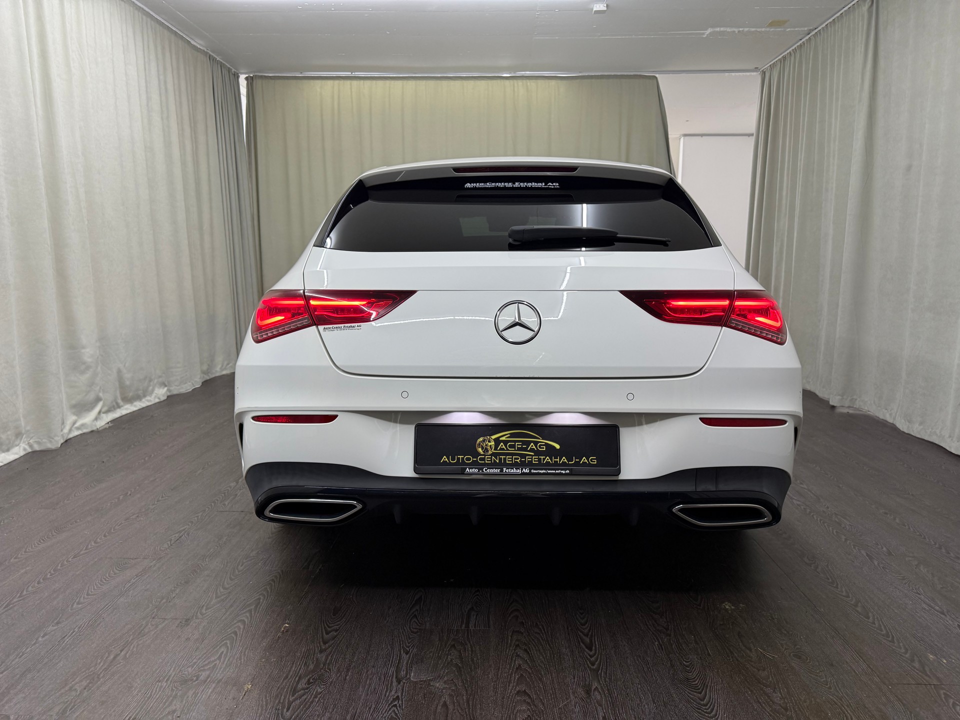 MERCEDES-BENZ CLA Shooting Brake 200 AMG Line 7G-DCT-image-4