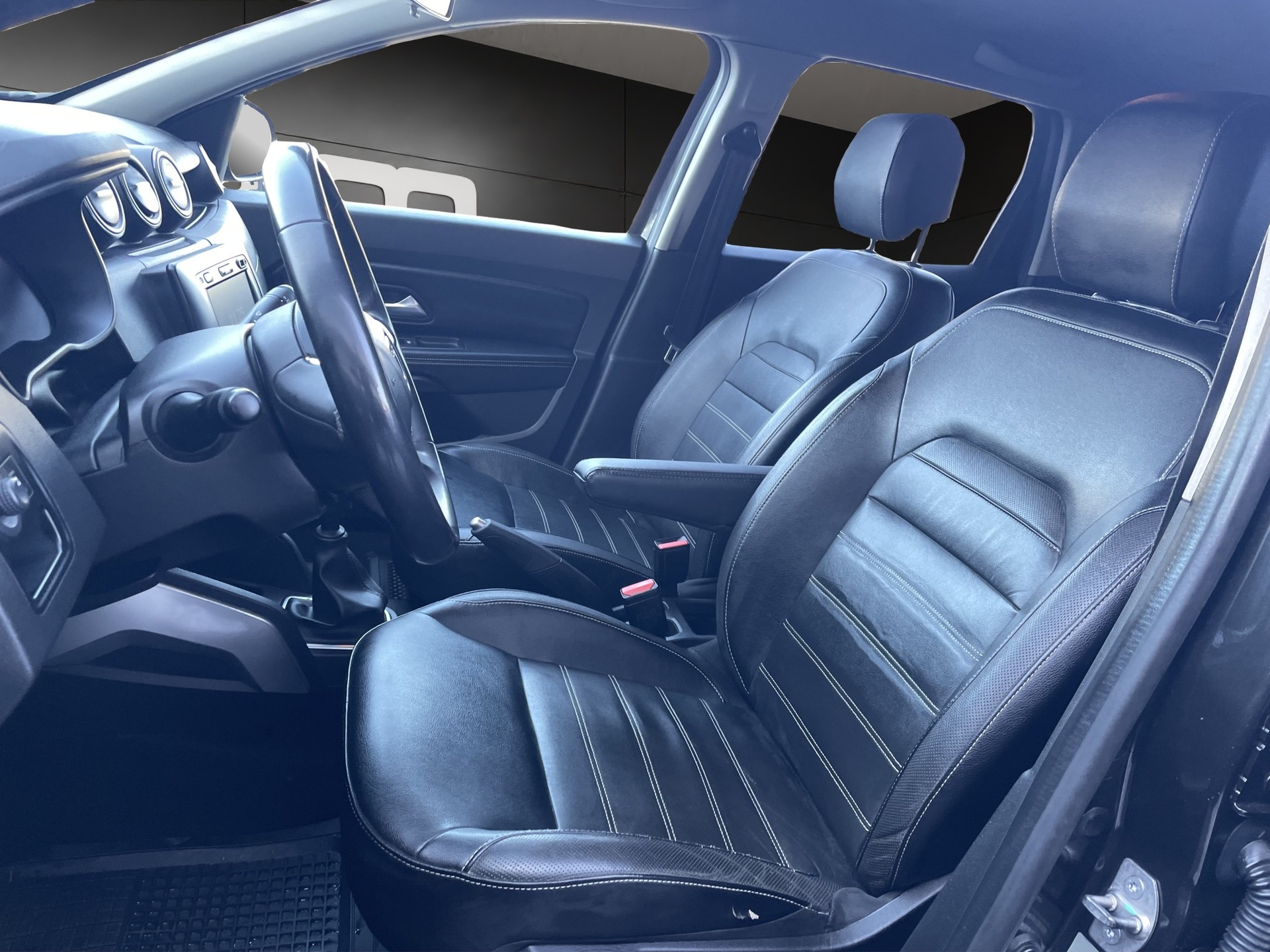 DACIA Duster TCe 1.2 Prestige 4x4-image-5
