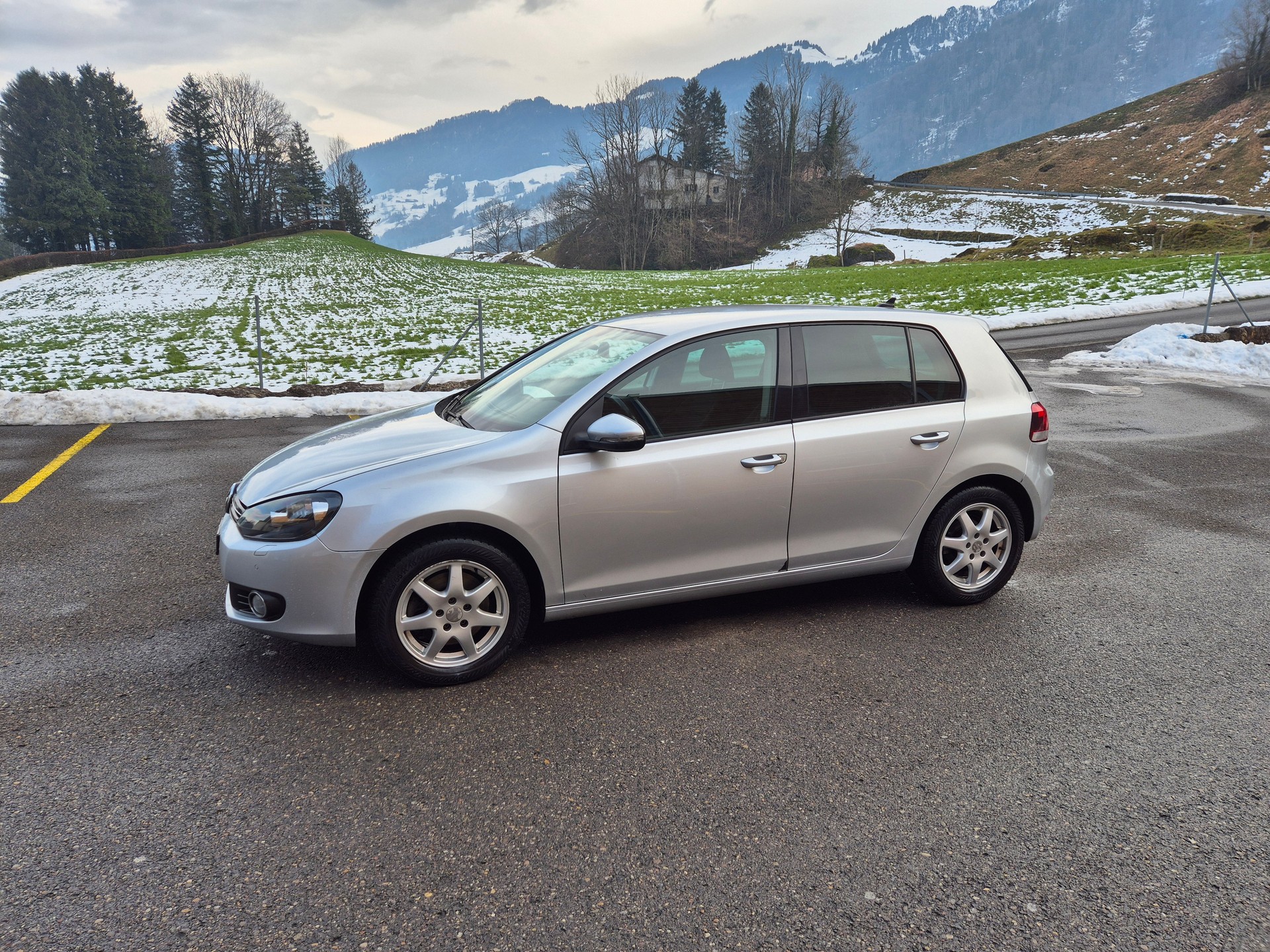 VW Golf 1.8 TSI Highline DSG-image-1