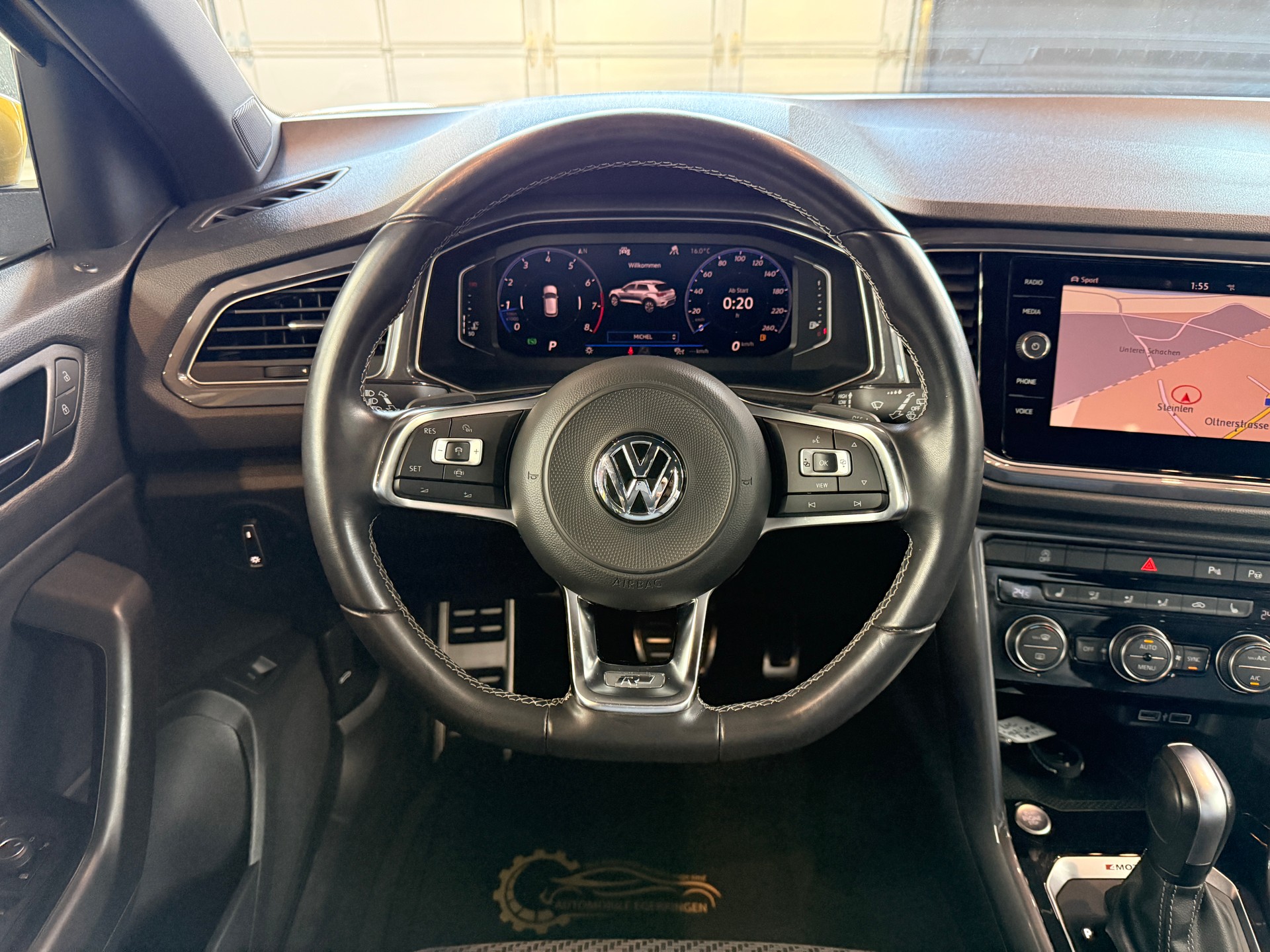 VW T-Roc 2.0 TSI Advance DSG 4Motion-image-13