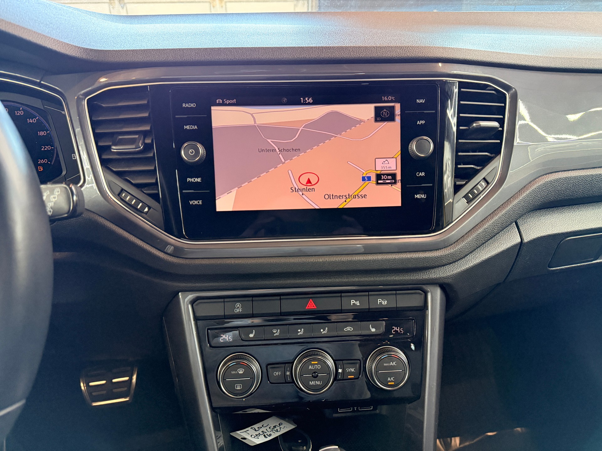 VW T-Roc 2.0 TSI Advance DSG 4Motion-image-18