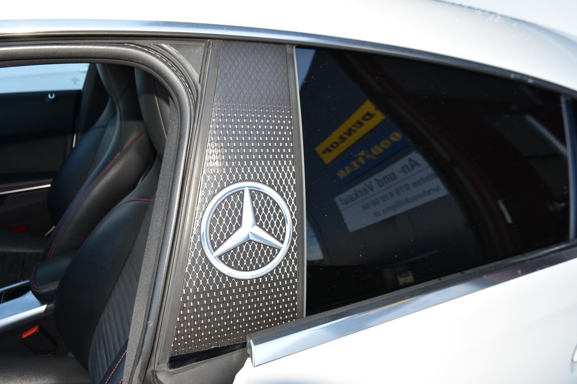 MERCEDES-BENZ CLA Shooting Brake 250 AMG Line 7G-DCT 4Matic-image-13