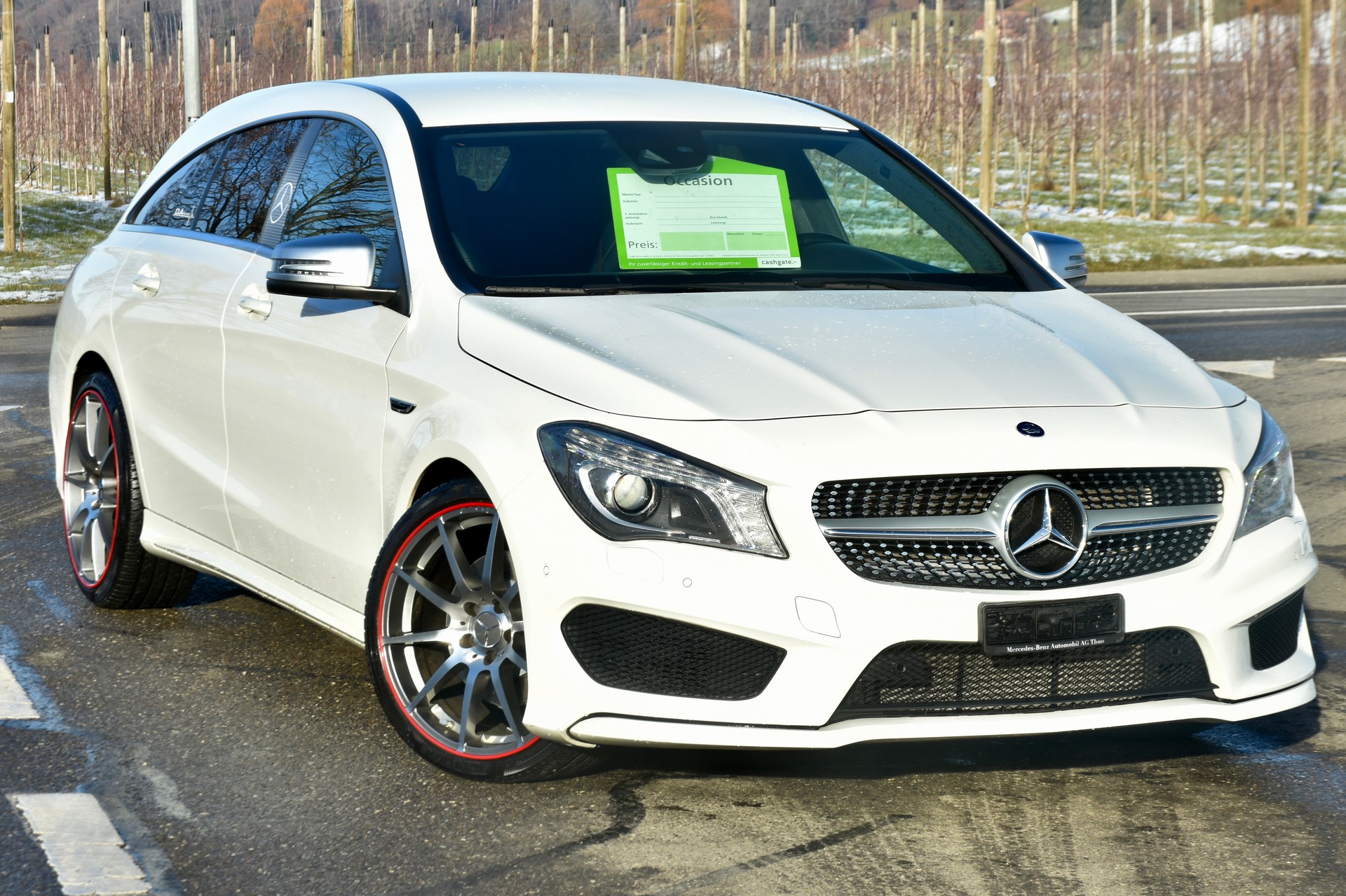 MERCEDES-BENZ CLA Shooting Brake 250 AMG Line 7G-DCT 4Matic
