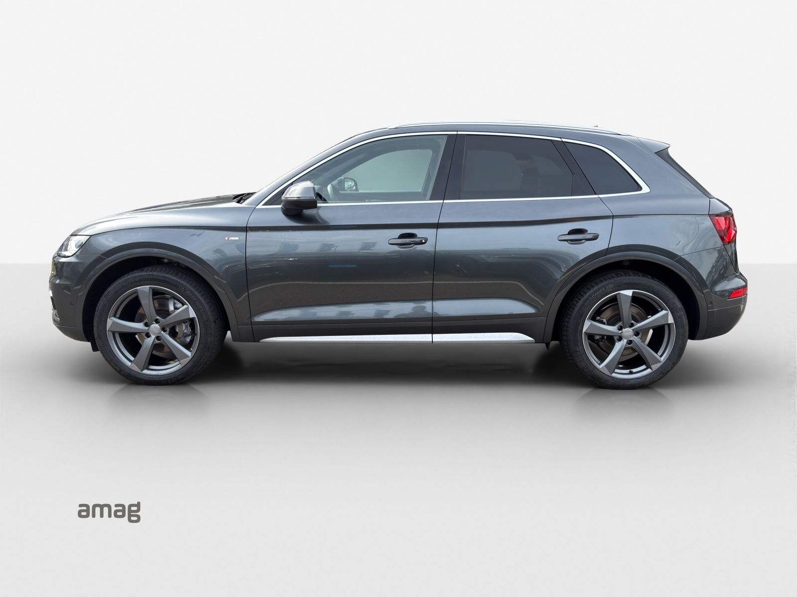 AUDI Q5 45 TFSI sport quattro S-tronic-image-1