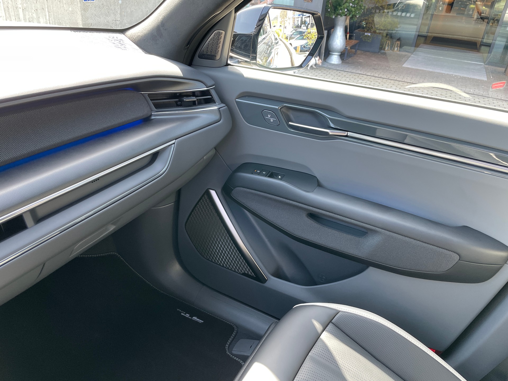 KIA EV9 99,8 kWh GT-Line, 7-Sitzer mit Panoramadach-image-26