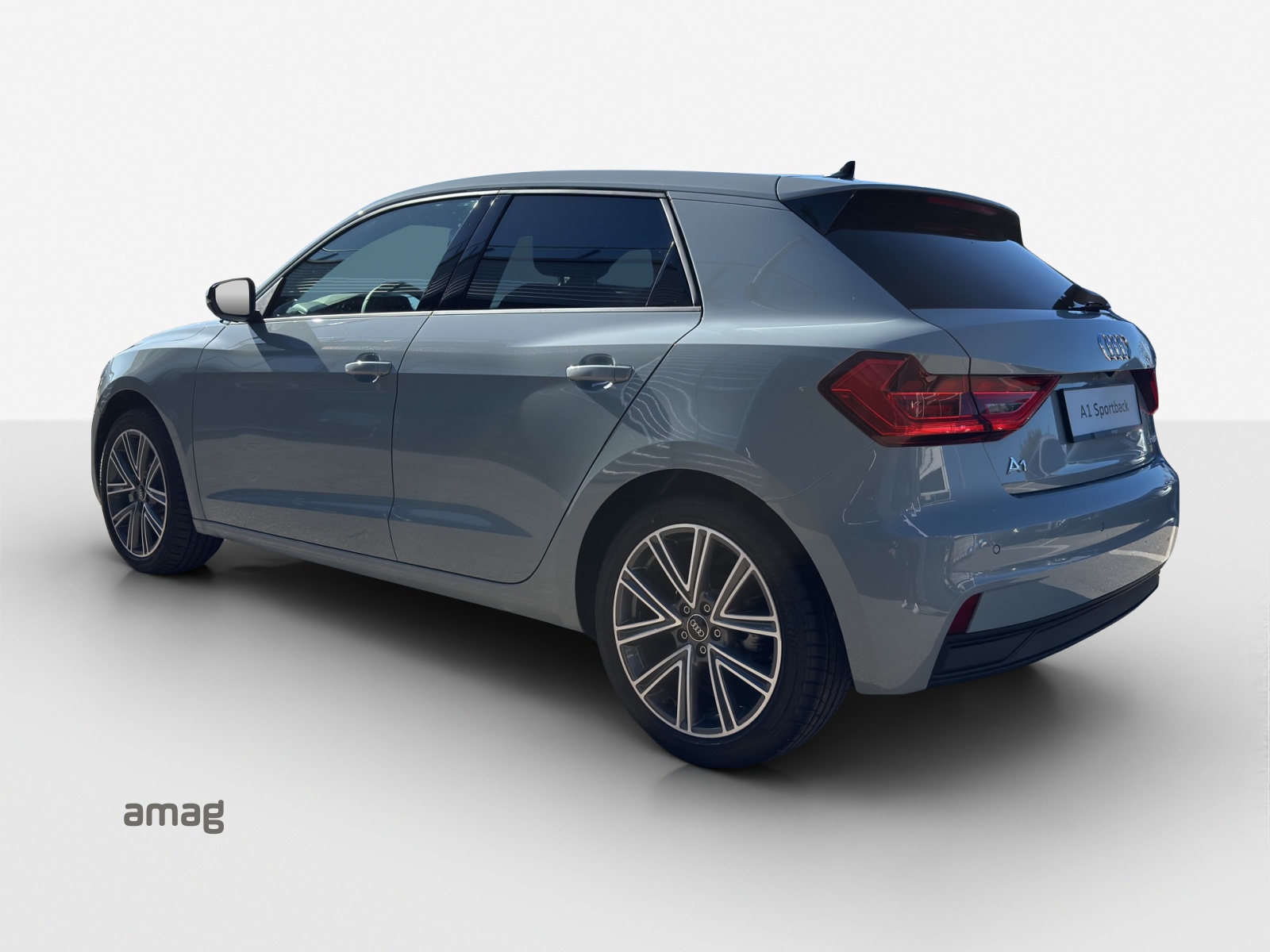 AUDI A1 Sportback 30 TFSI Attraction S-tronic-image-2