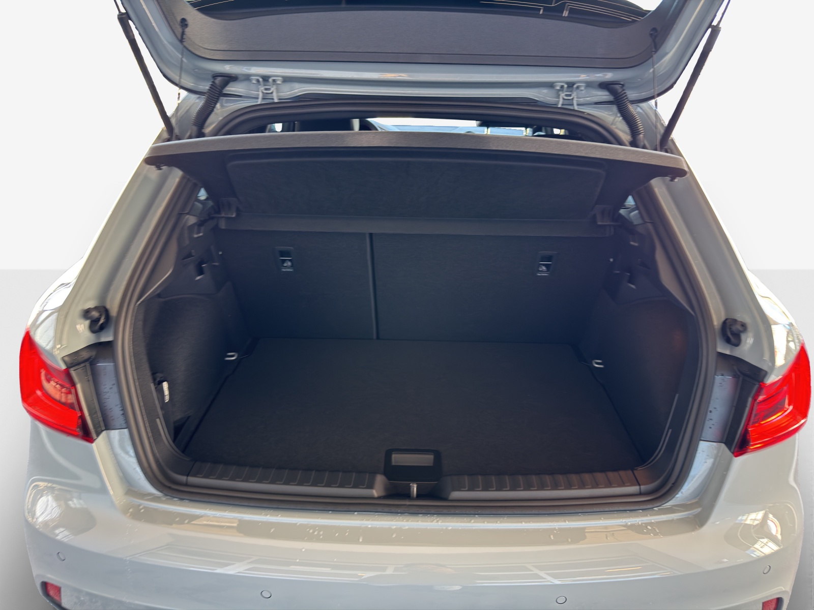 AUDI A1 Sportback 30 TFSI Attraction S-tronic-image-4