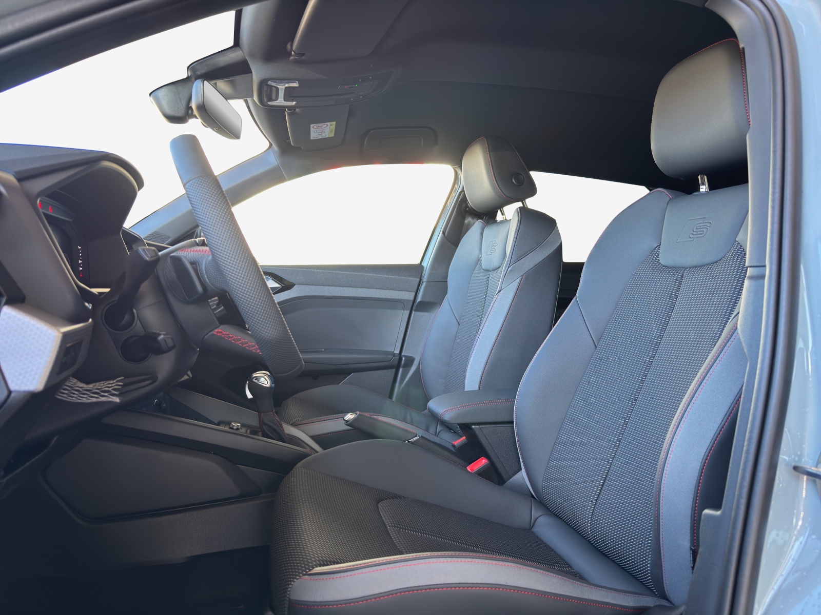 AUDI A1 Sportback 30 TFSI Attraction S-tronic-image-9