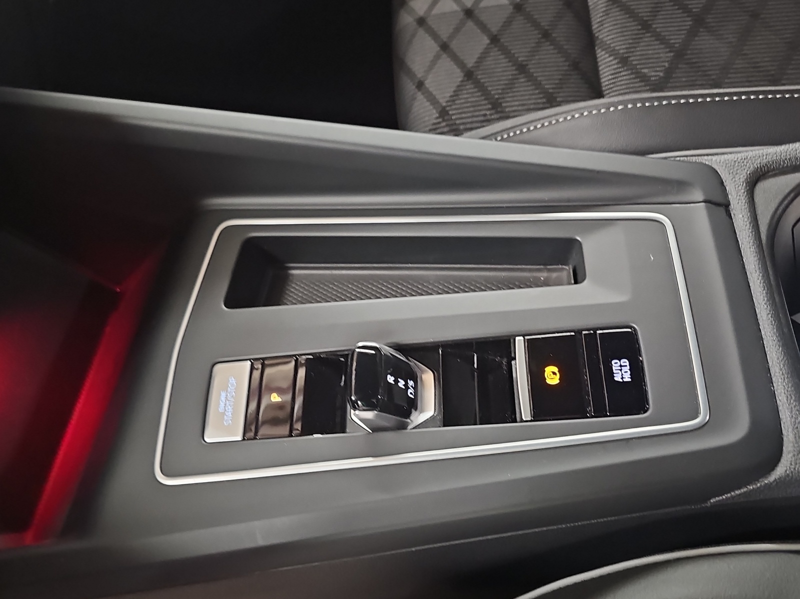 VW Golf 2.0 TSI R-Line DSG 4 Motion-image-15
