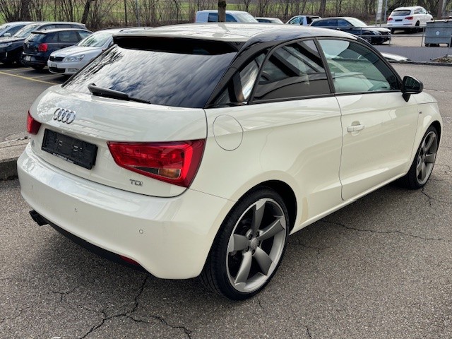 AUDI A1 2.0 TDI Ambition-image-3