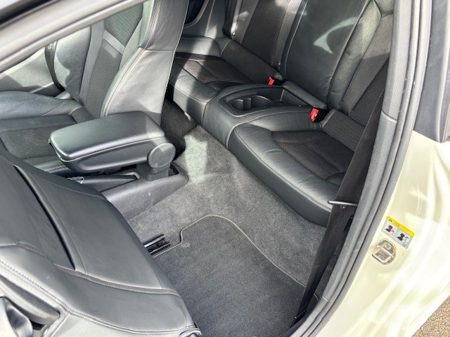 AUDI A1 2.0 TDI Ambition-image-6