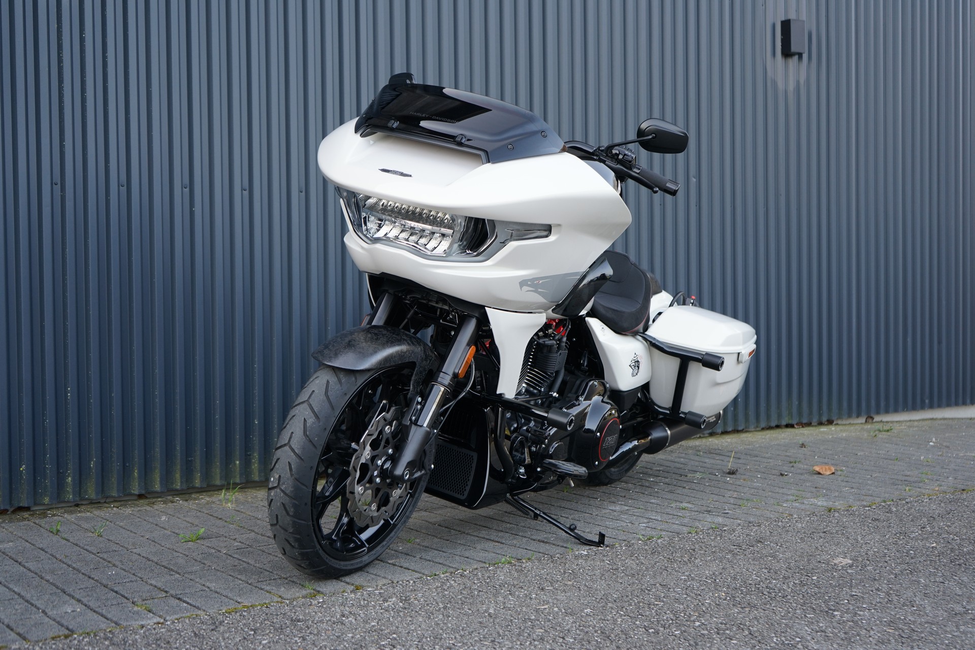 HARLEY-DAVIDSON FLTRXSTSE Road Glide 121 CVO-showroom-element-2