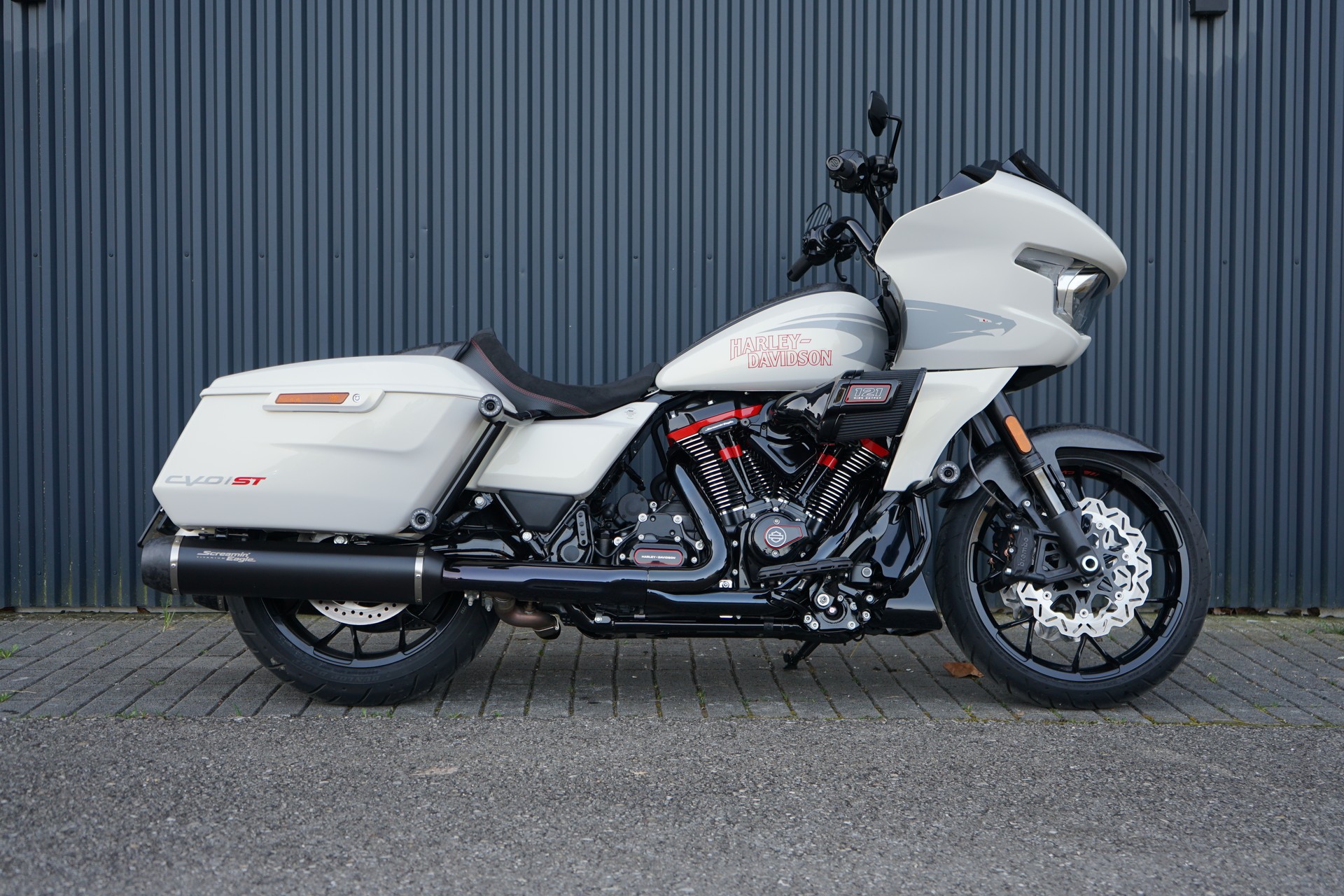 HARLEY-DAVIDSON FLTRXSTSE Road Glide 121 CVO