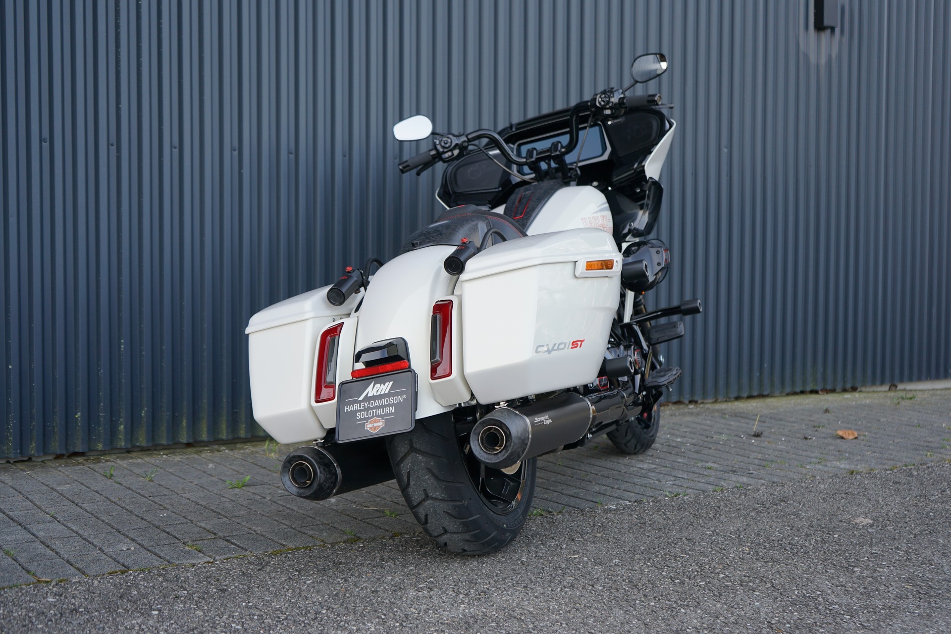 HARLEY-DAVIDSON FLTRXSTSE Road Glide 121 CVO-showroom-element-3