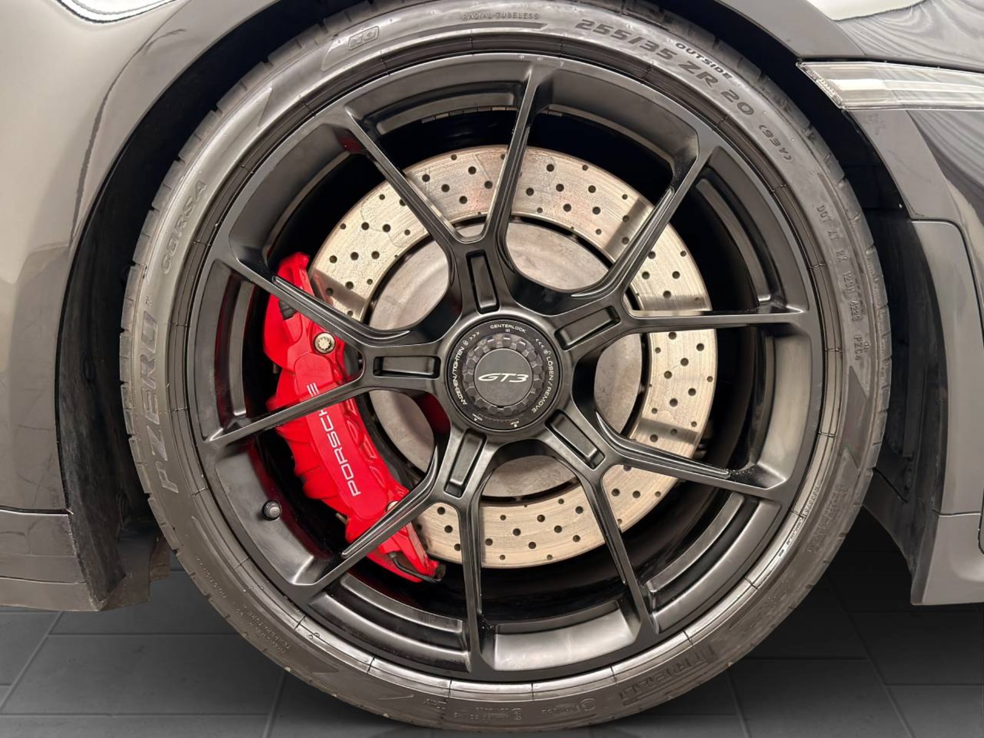 PORSCHE 911 GT3-image-10