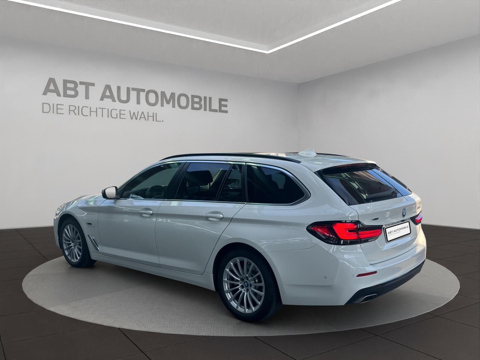 BMW 530e xDrive Touring-image-4