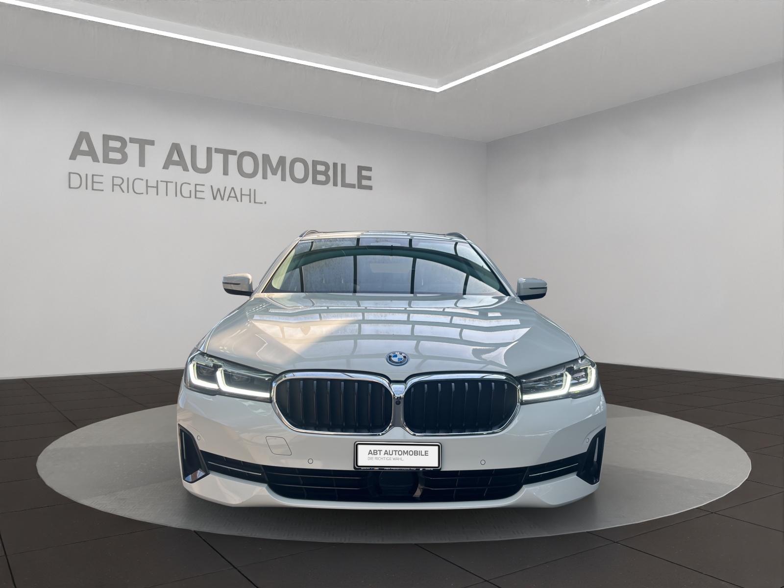 BMW 530e xDrive Touring-image-2