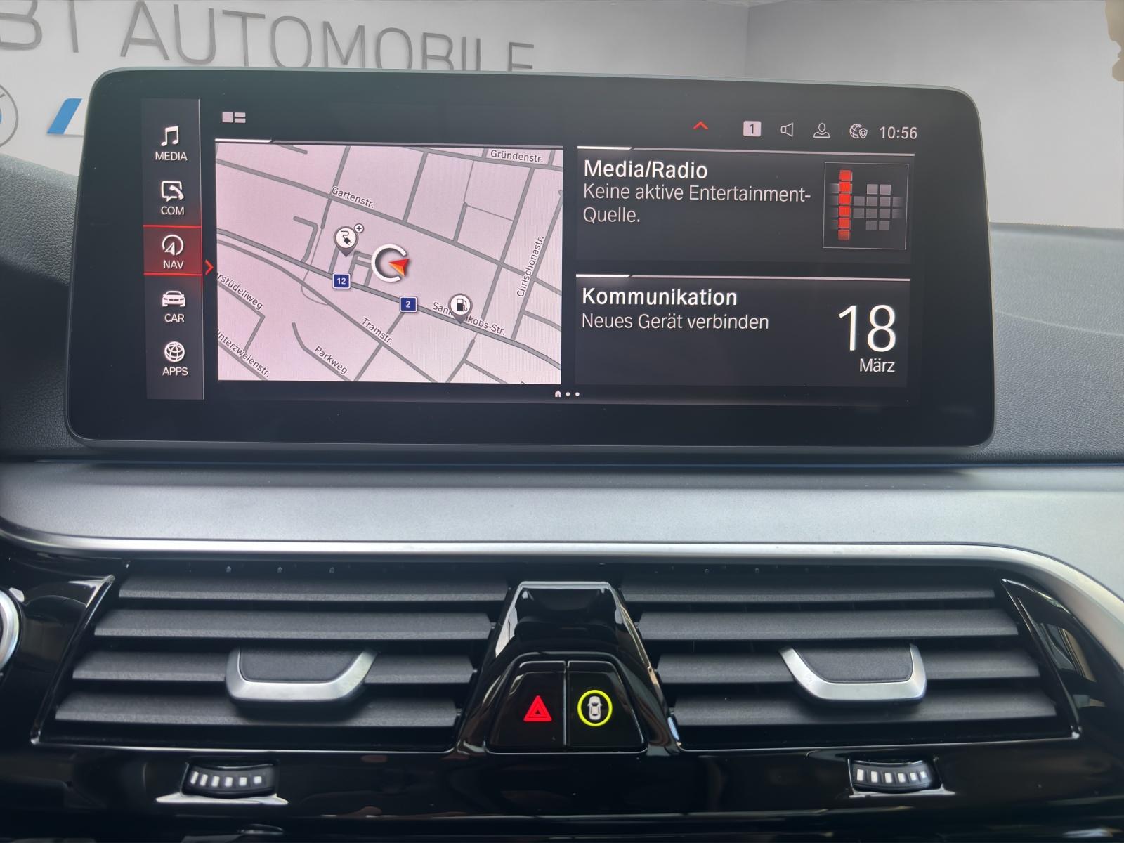 BMW 530e xDrive Touring-image-13
