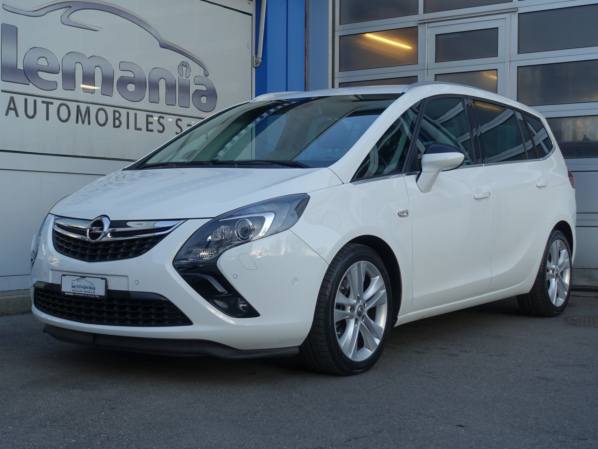OPEL Zafira Tourer 2.0 CDTi Sport Automatic-image-1