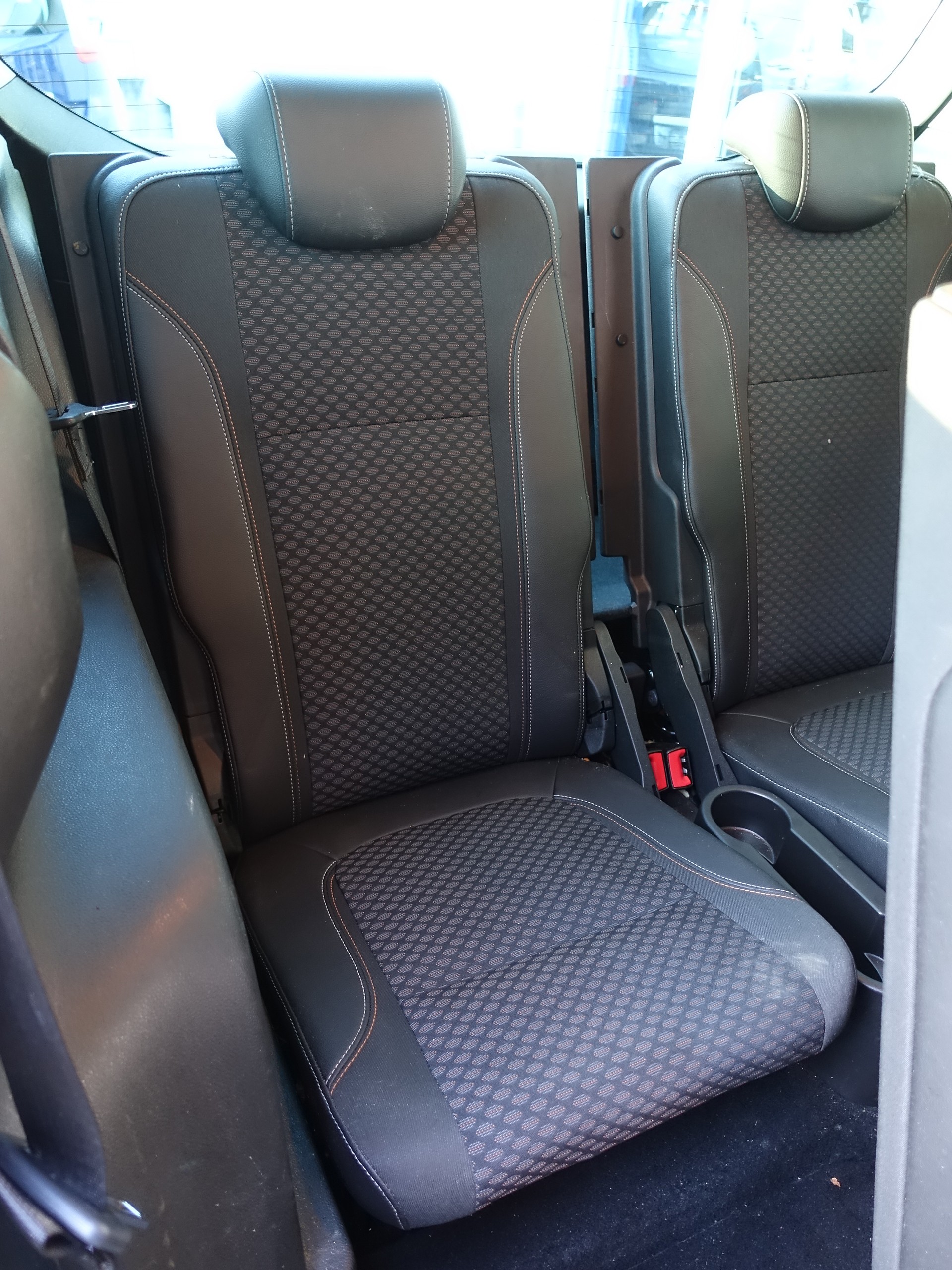 OPEL Zafira Tourer 2.0 CDTi Sport Automatic-image-15